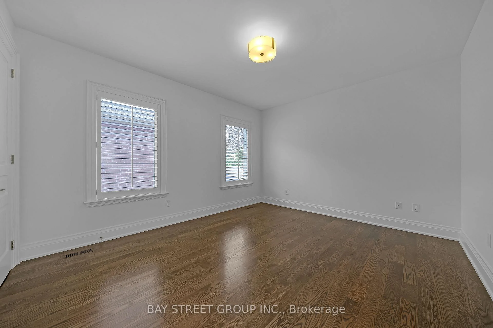 Photo 56 of 28 Carnwath Crescent, North York, St. Andrew-Windfields — HOMEH