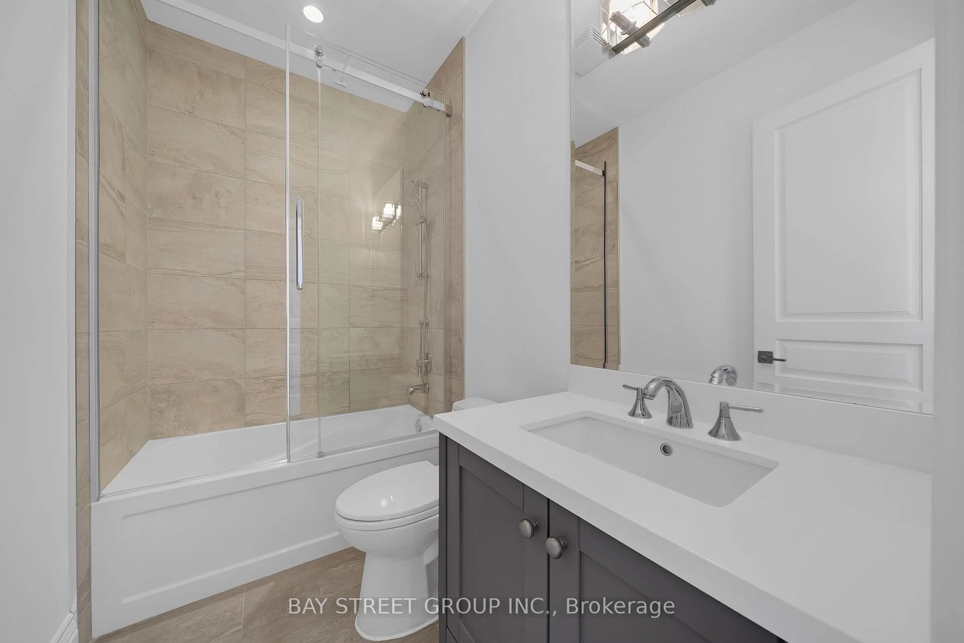 Photo 58 of 28 Carnwath Crescent, North York, St. Andrew-Windfields — HOMEH