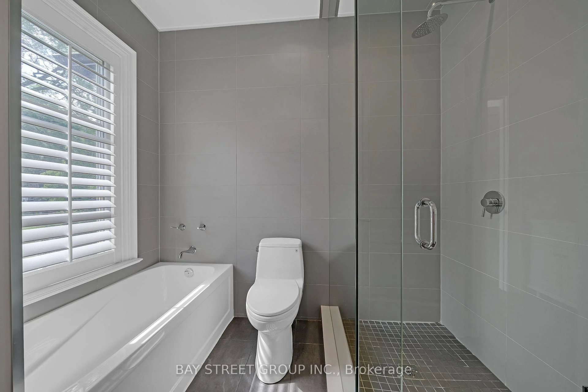 Photo 79 of 28 Carnwath Crescent, North York, St. Andrew-Windfields — HOMEH