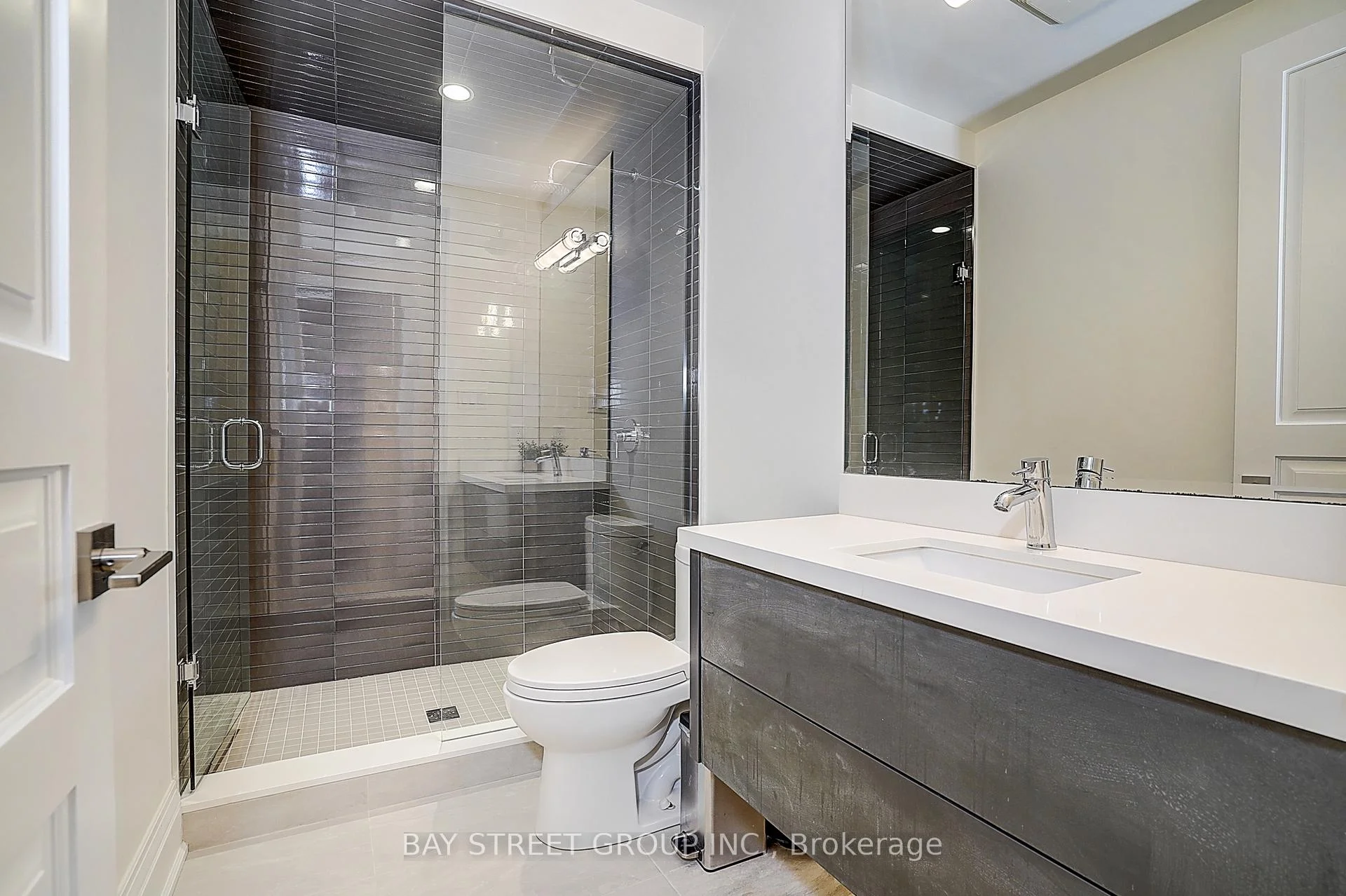 Photo 96 of 28 Carnwath Crescent, North York, St. Andrew-Windfields — HOMEH