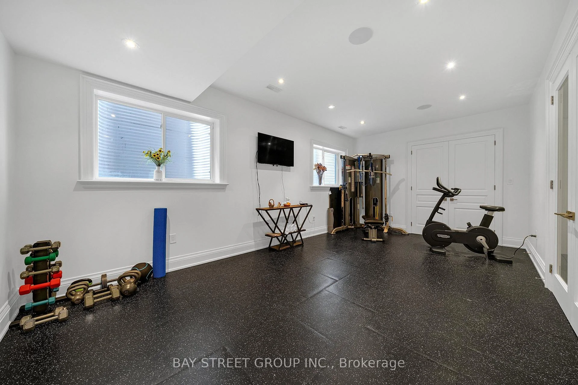 Photo 92 of 28 Carnwath Crescent, North York, St. Andrew-Windfields — HOMEH