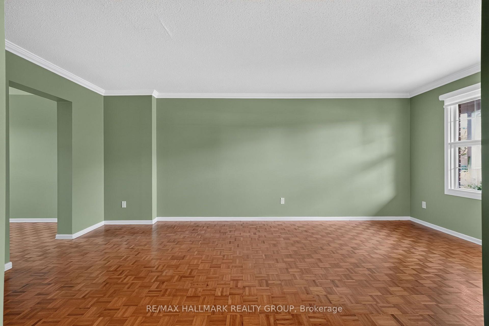 Photo 7 of 3445 Southgate Road, Ottawa, South Keys — HOMEH