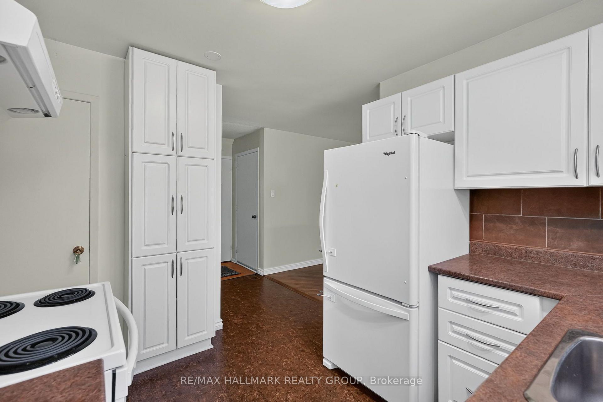 Photo 13 of 3445 Southgate Road, Ottawa, South Keys — HOMEH