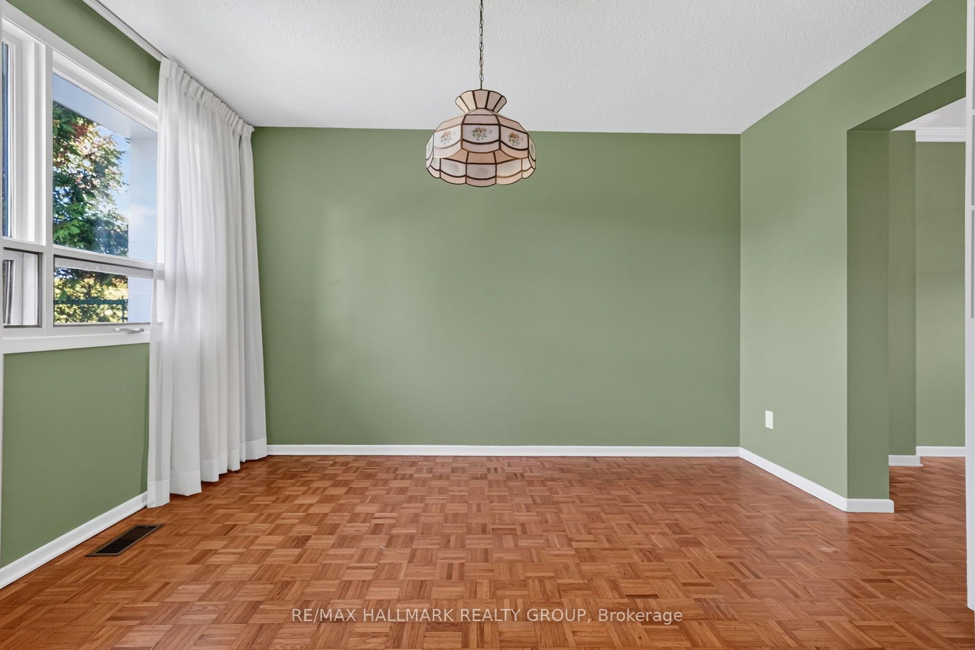 Photo 17 of 3445 Southgate Road, Ottawa, South Keys — HOMEH