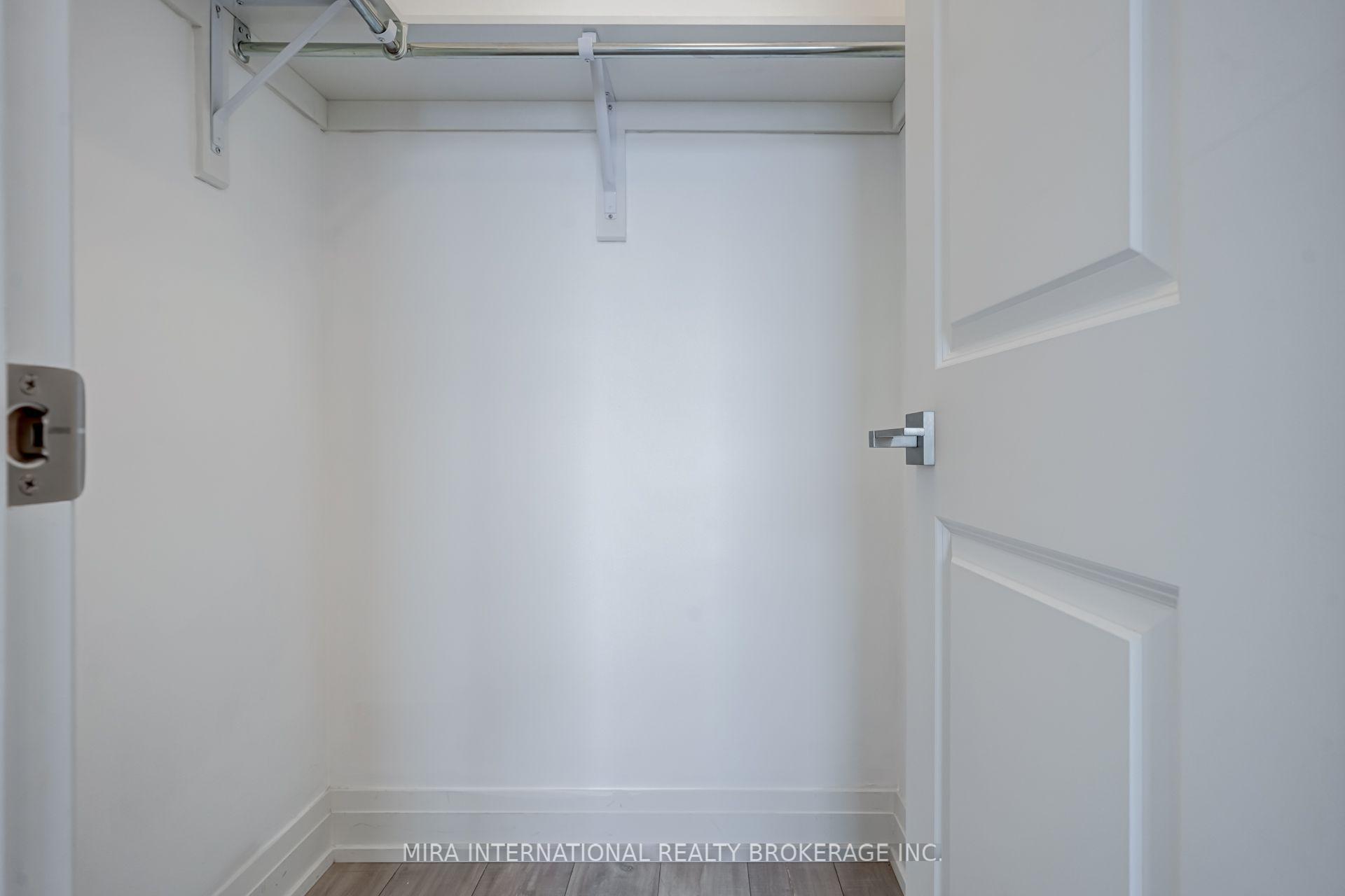 Photo 11 of Unit 2809, 3600 highway 7, Vaughan, Vaughan Corporate Centre — HOMEH
