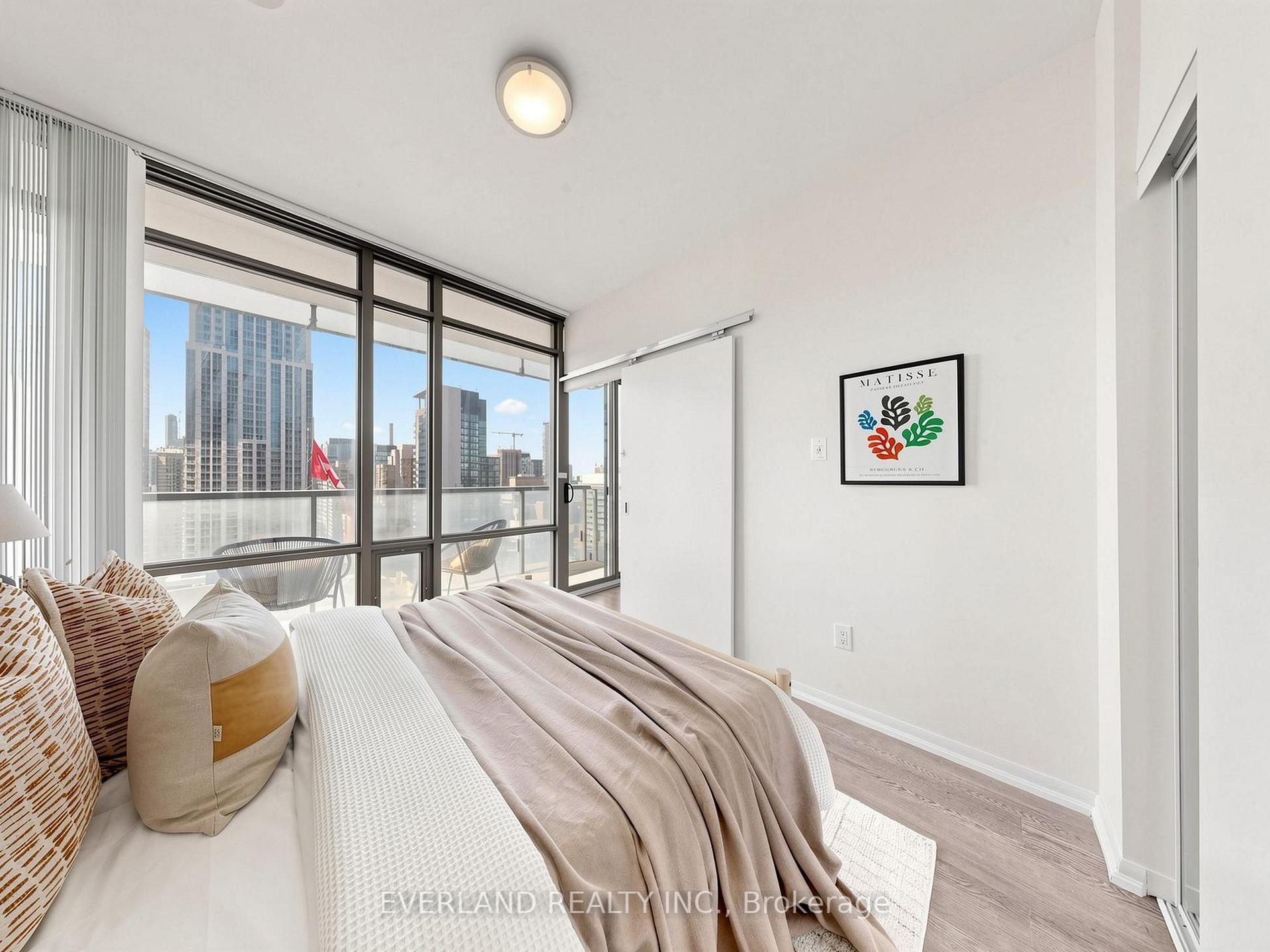 Photo 17 of Unit 2303, 38 Grenville Street, Toronto, Bay Street Corridor — HOMEH