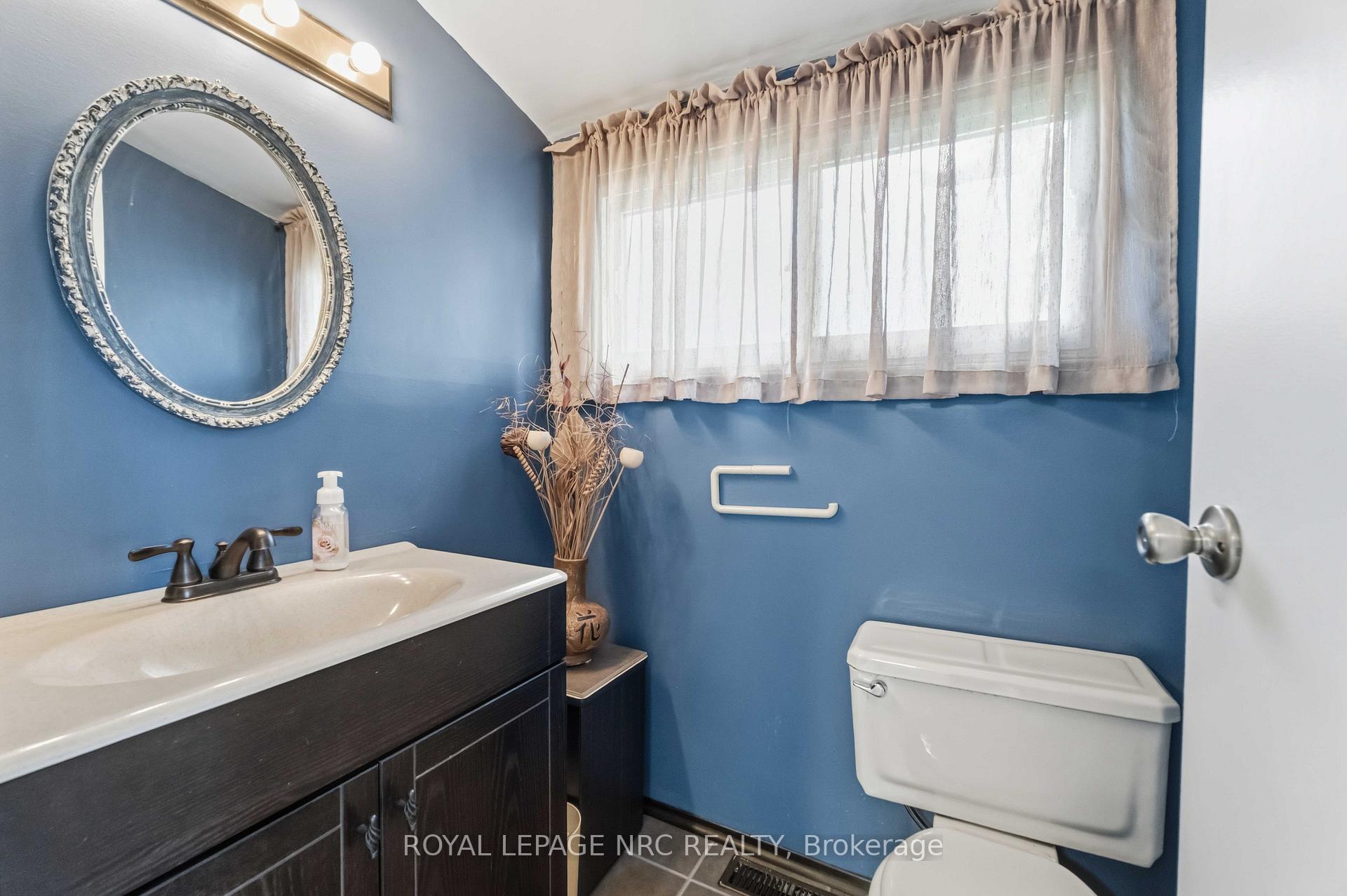 Photo 16 of 304 Scott Street S, St. Catharines, Fairview — HOMEH