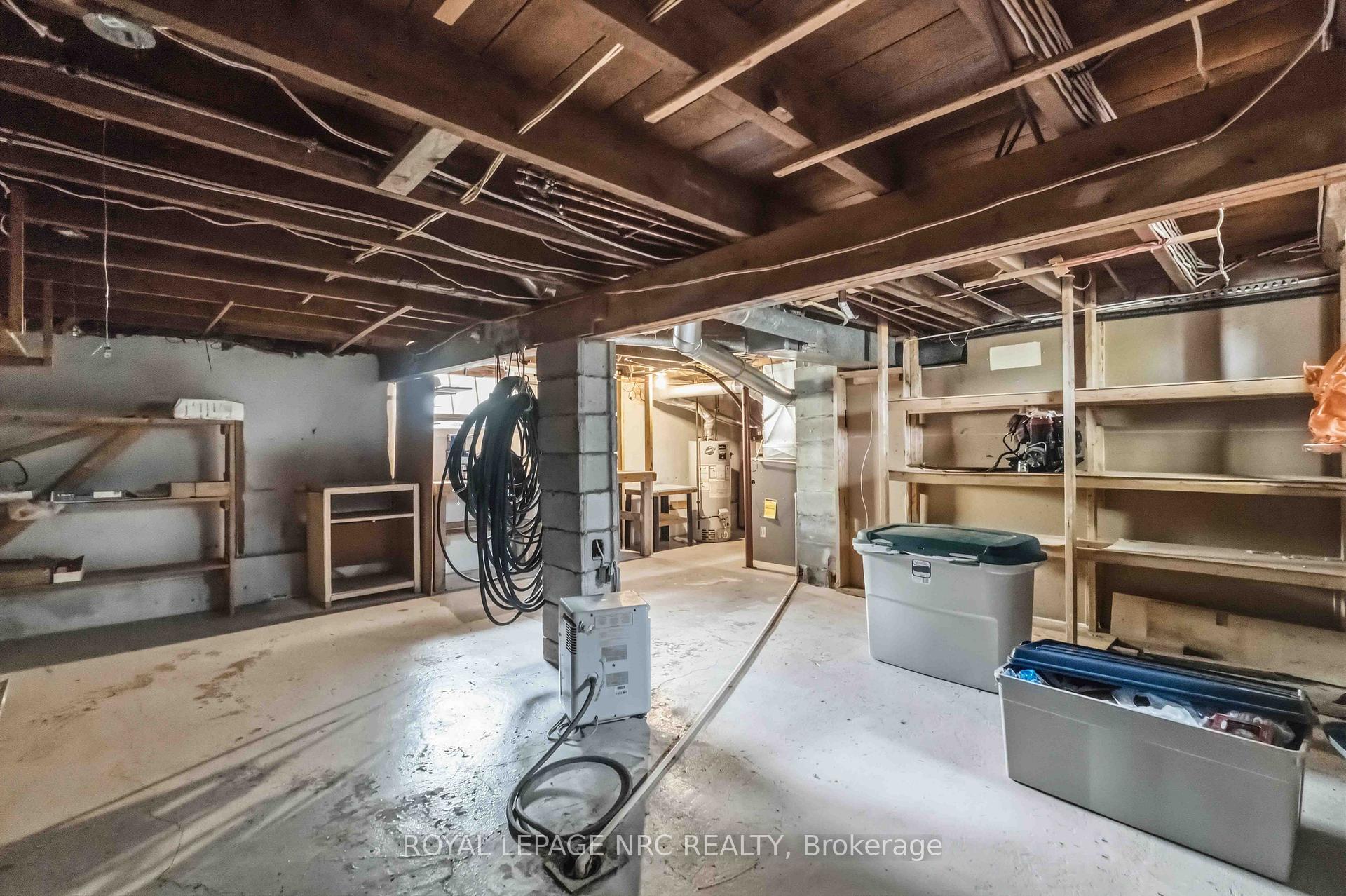 Photo 23 of 304 Scott Street S, St. Catharines, Fairview — HOMEH