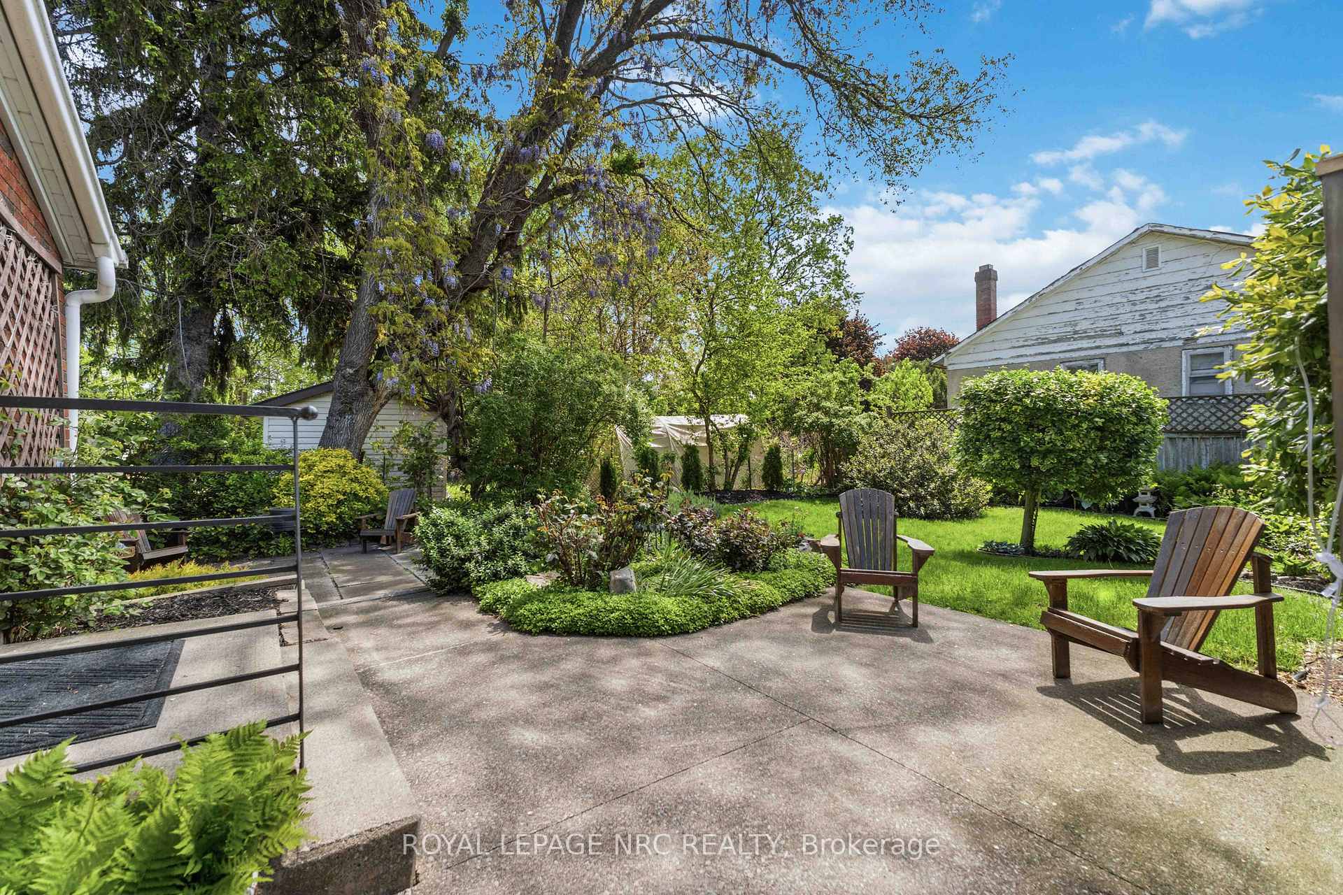 Photo 25 of 304 Scott Street S, St. Catharines, Fairview — HOMEH