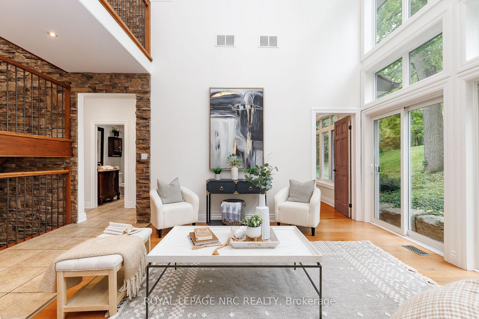 Photo 19 of 50 Tremont Drive, St. Catharines, Glendale/Glenridge — HOMEH