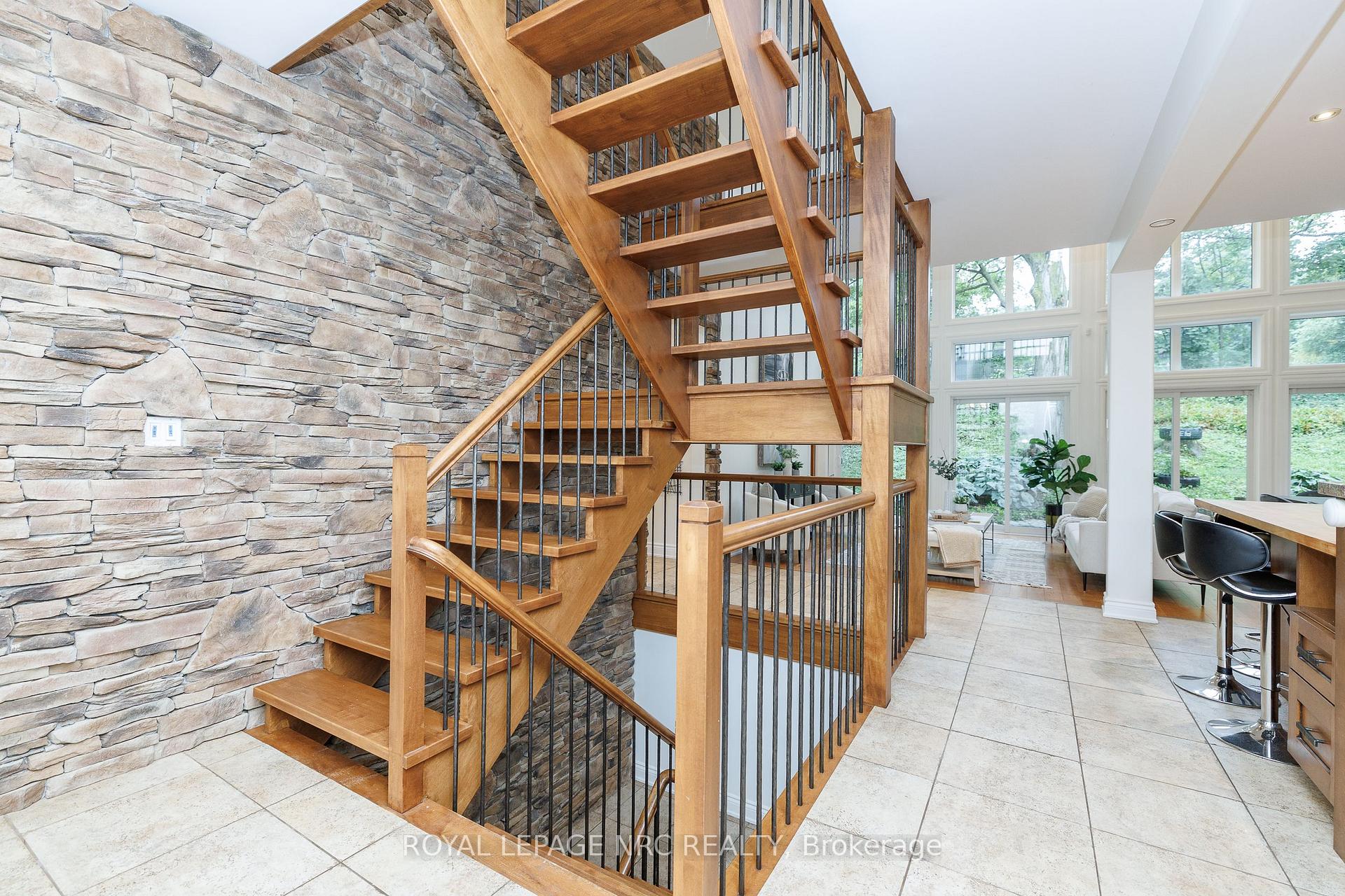 Photo 30 of 50 Tremont Drive, St. Catharines, Glendale/Glenridge — HOMEH