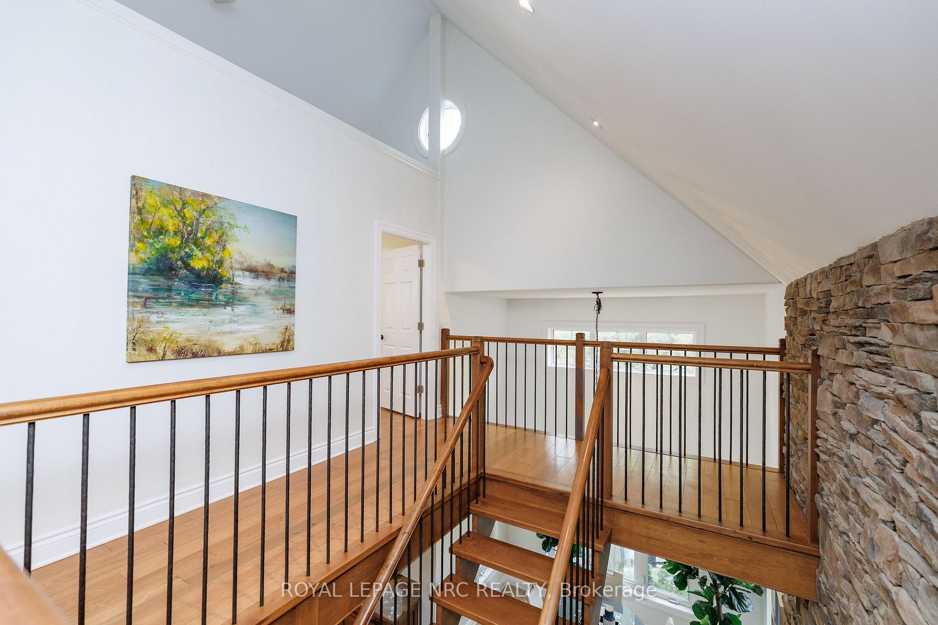 Photo 33 of 50 Tremont Drive, St. Catharines, Glendale/Glenridge — HOMEH