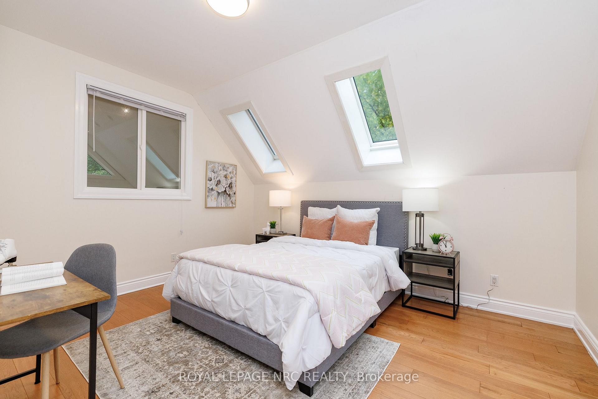 Photo 37 of 50 Tremont Drive, St. Catharines, Glendale/Glenridge — HOMEH