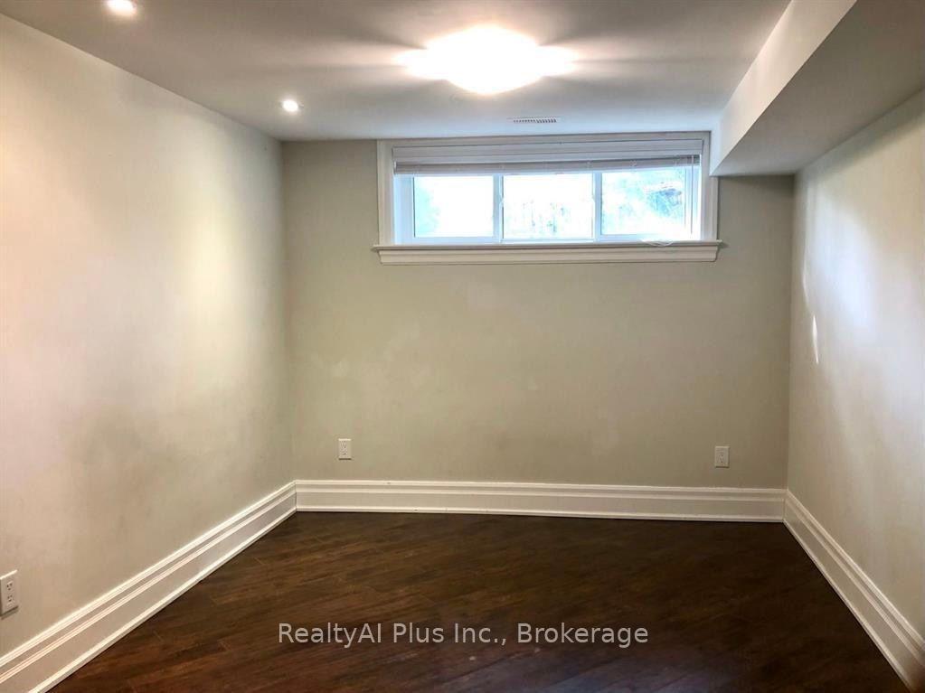 Photo 12 of Unit Lower, 32 Hopperton Drive, North York, St. Andrew-Windfields — HOMEH