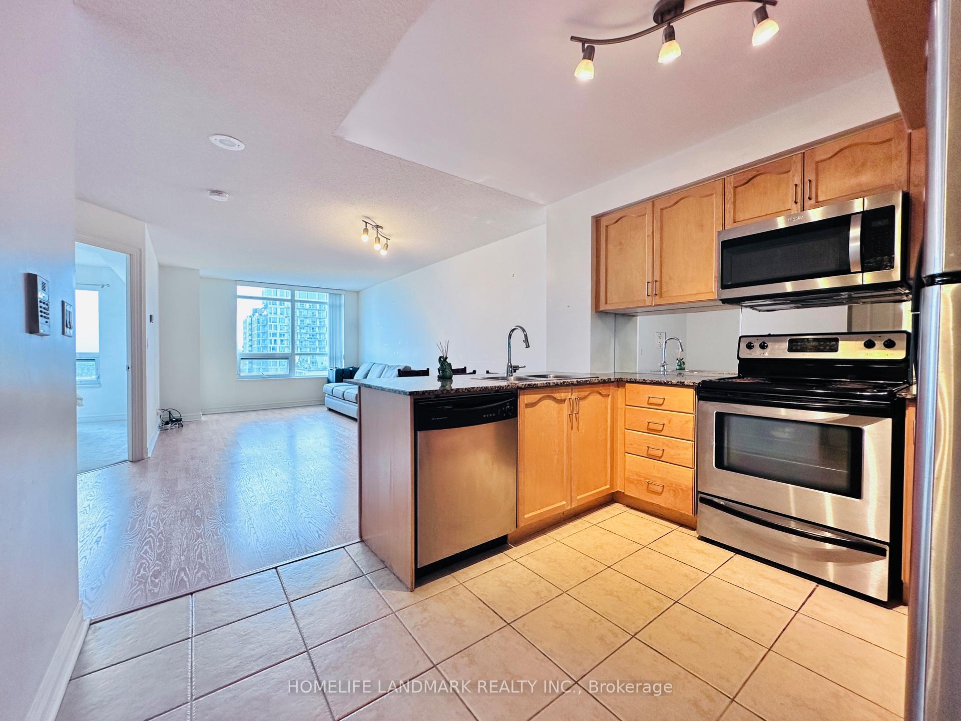 Photo 3 of Unit 1802, 212 Eglinton Avenue E, Toronto, Mount Pleasant West — HOMEH