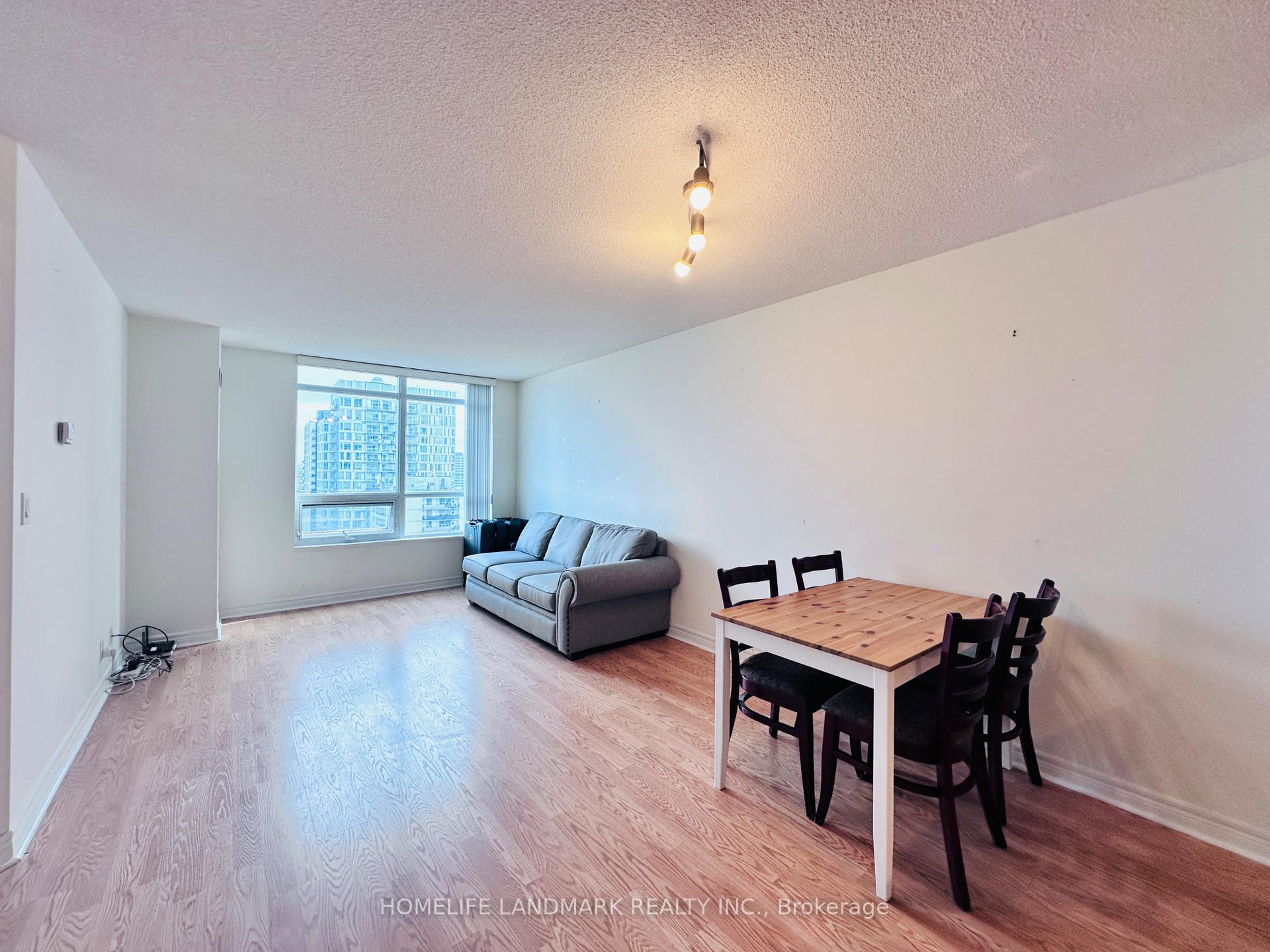 Photo 11 of Unit 1802, 212 Eglinton Avenue E, Toronto, Mount Pleasant West — HOMEH