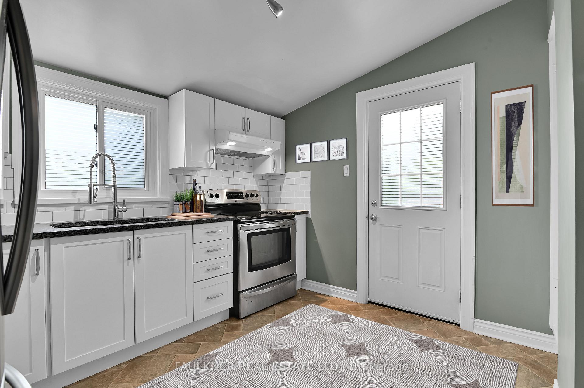 Photo 30 of 129 Fourth Avenue, Ottawa, Glebe — HOMEH