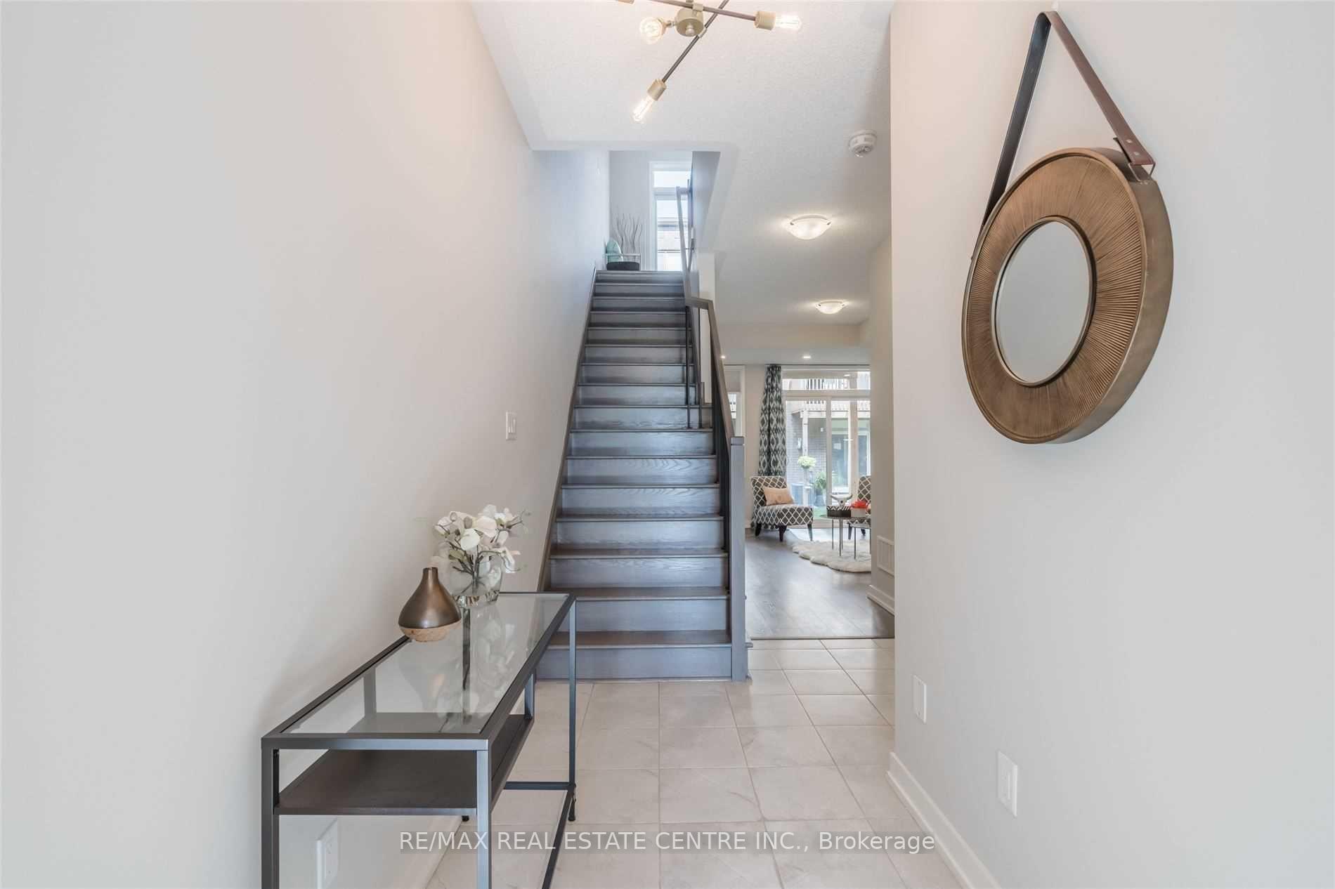 Photo 2 of 181 Sabina Drive, Oakville, Glenorchy — HOMEH