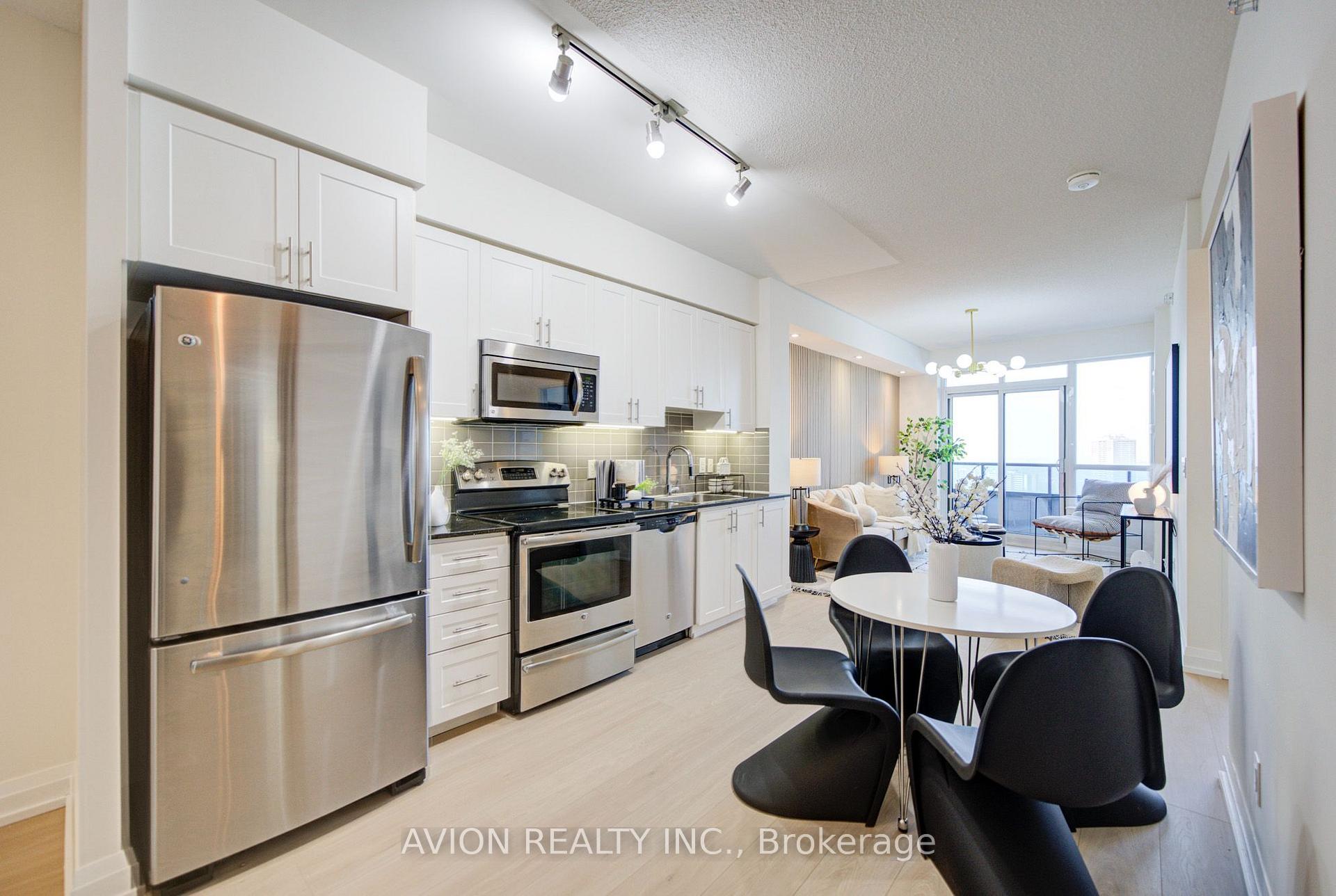 Photo 3 of Unit 2409, 7171 Yonge Street, Markham, Thornhill — HOMEH