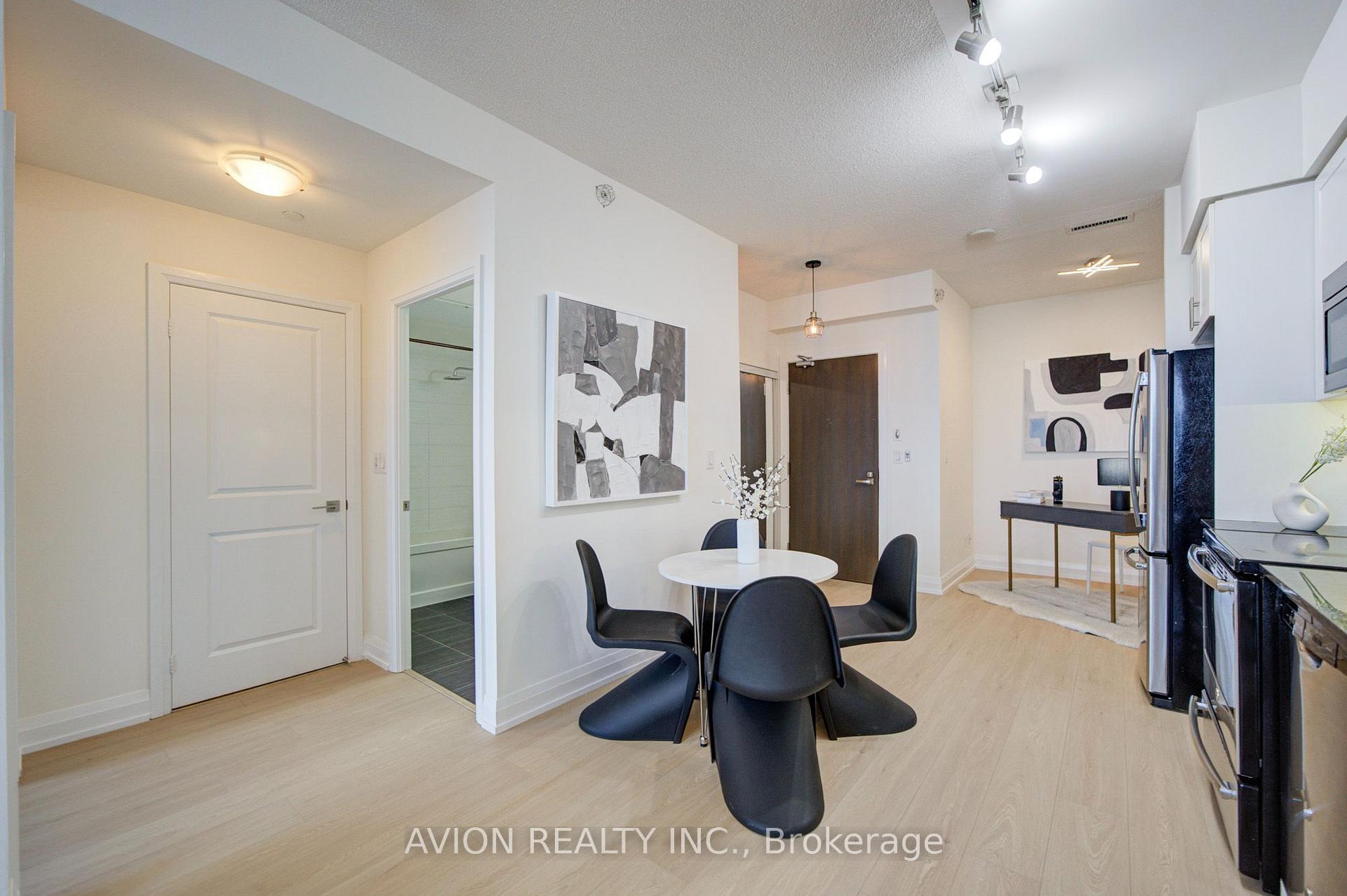 Photo 12 of Unit 2409, 7171 Yonge Street, Markham, Thornhill — HOMEH