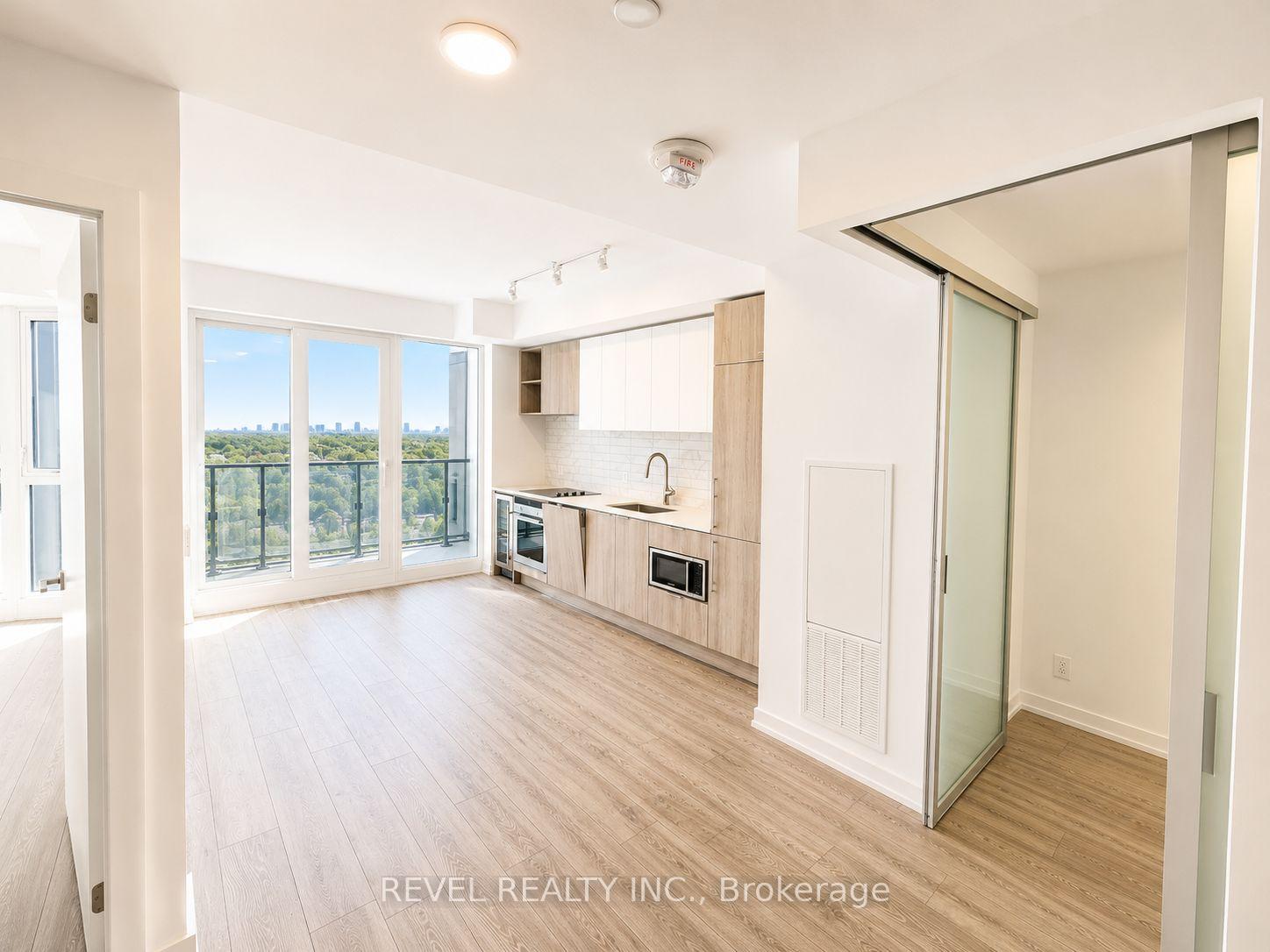 Photo 3 of Unit 1601, 2020 Bathurst Street, Toronto, Humewood-Cedarvale — HOMEH