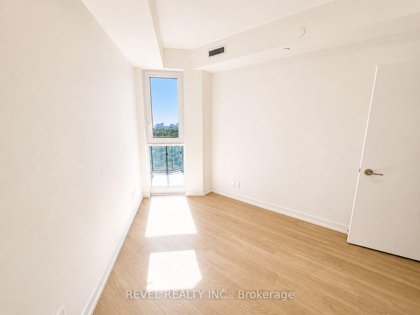 Photo 5 of Unit 1601, 2020 Bathurst Street, Toronto, Humewood-Cedarvale — HOMEH