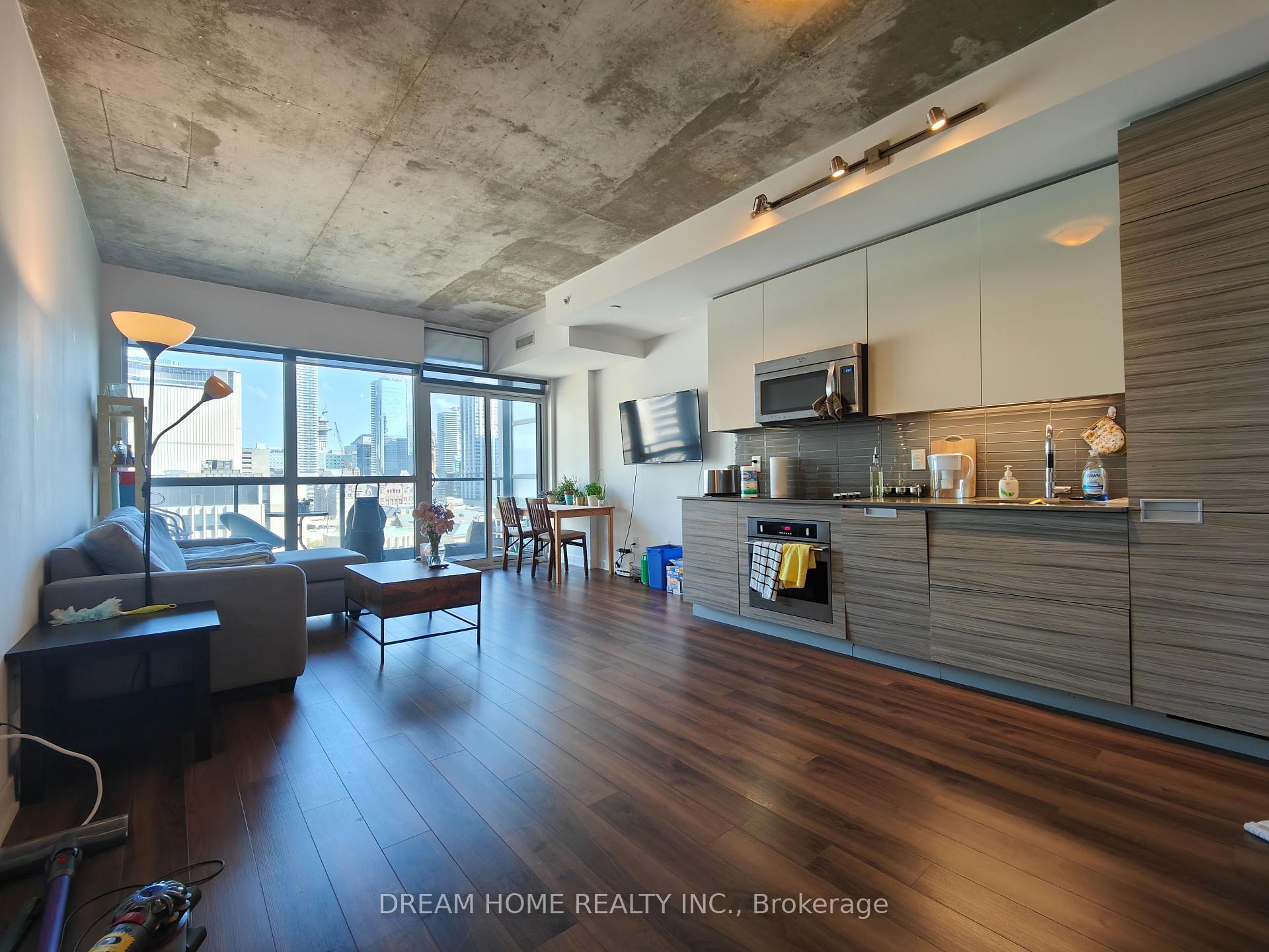 Photo 4 of Unit 1109, 210 Simcoe Street, Toronto, University — HOMEH