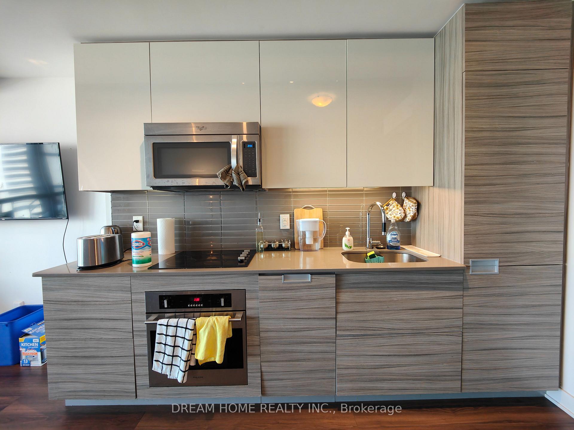 Photo 5 of Unit 1109, 210 Simcoe Street, Toronto, University — HOMEH