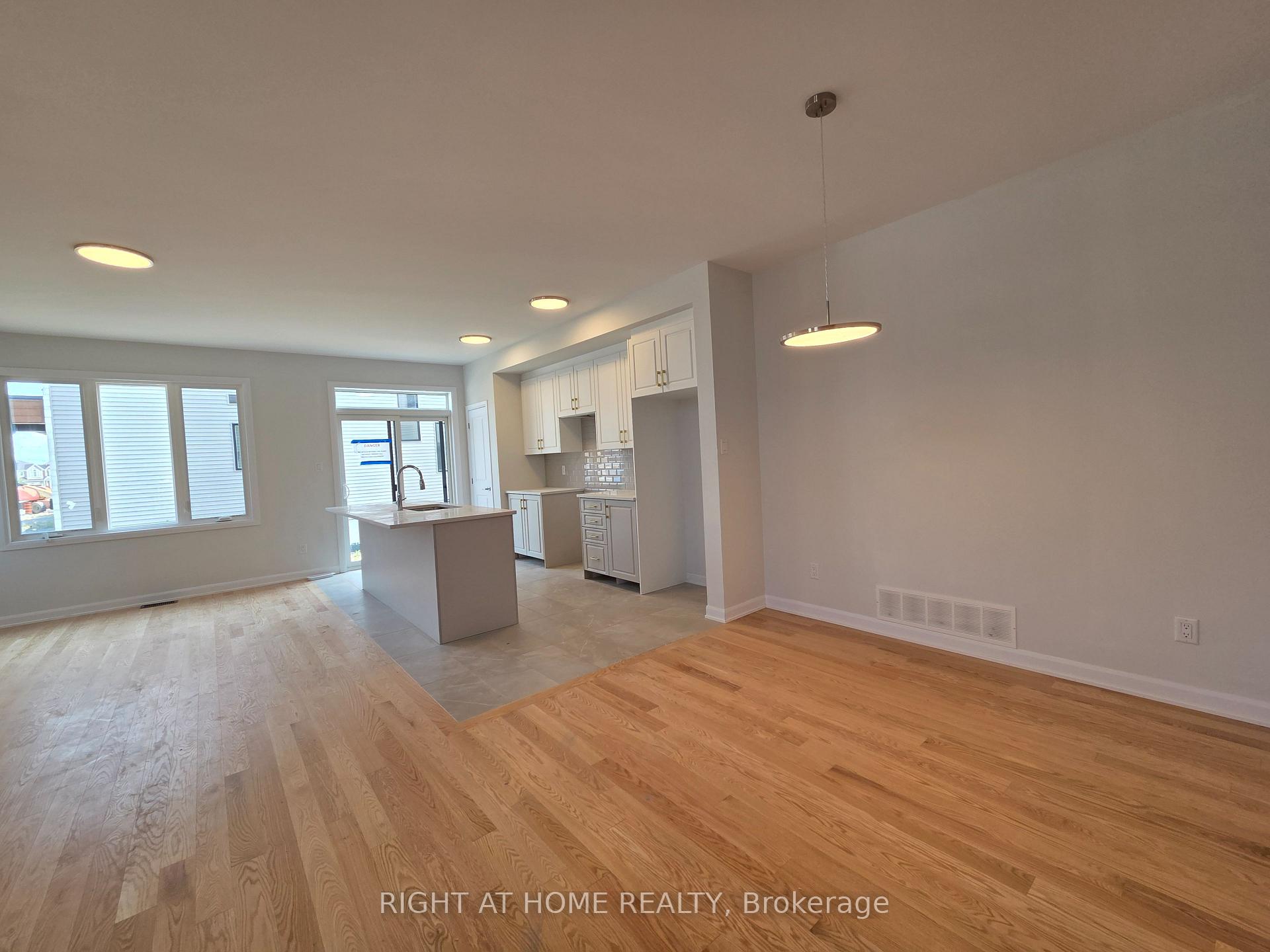 Photo 6 of 232 Bankside Way, Ottawa, Barrhaven - Half Moon Bay — HOMEH