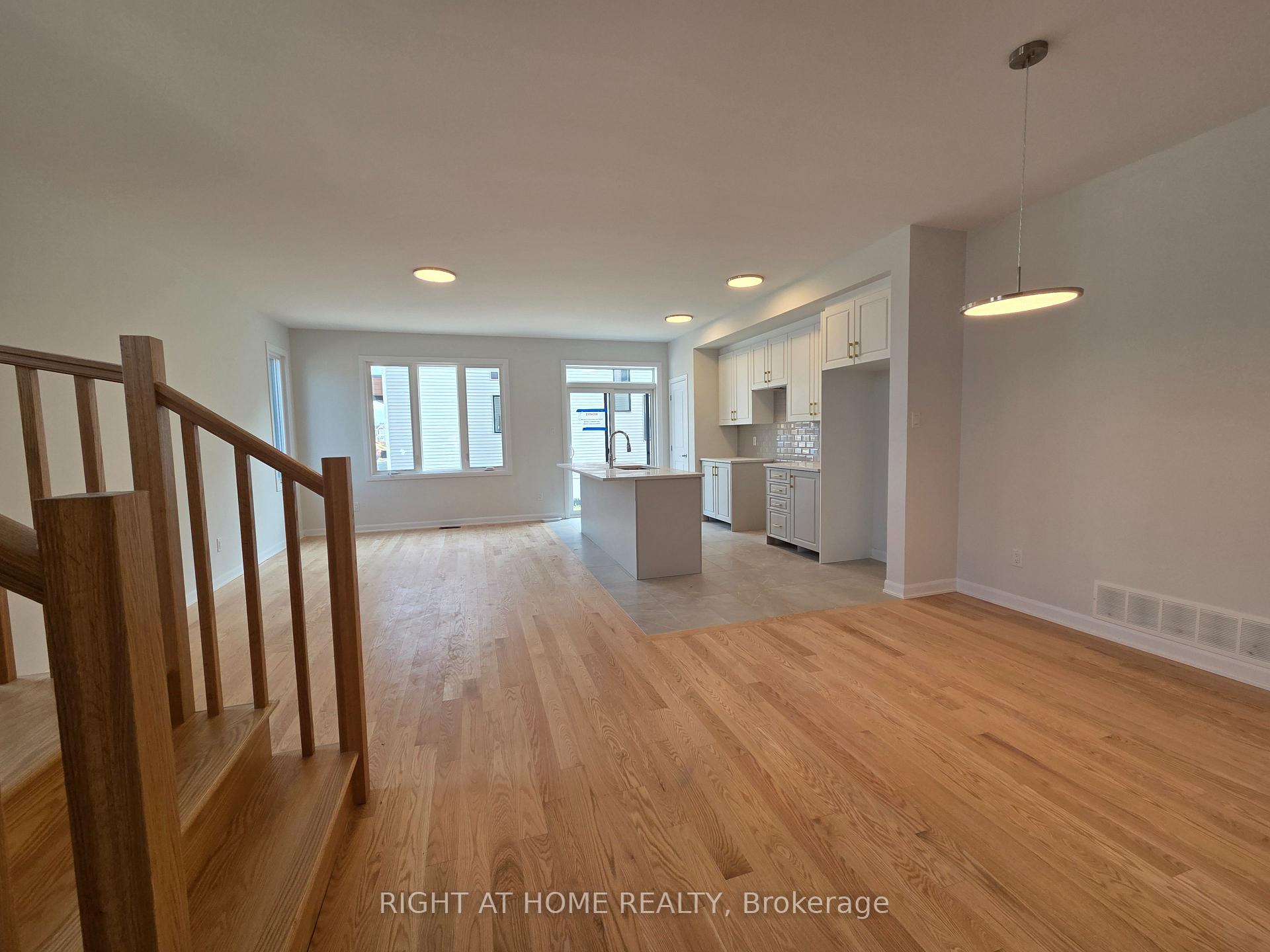 Photo 9 of 232 Bankside Way, Ottawa, Barrhaven - Half Moon Bay — HOMEH