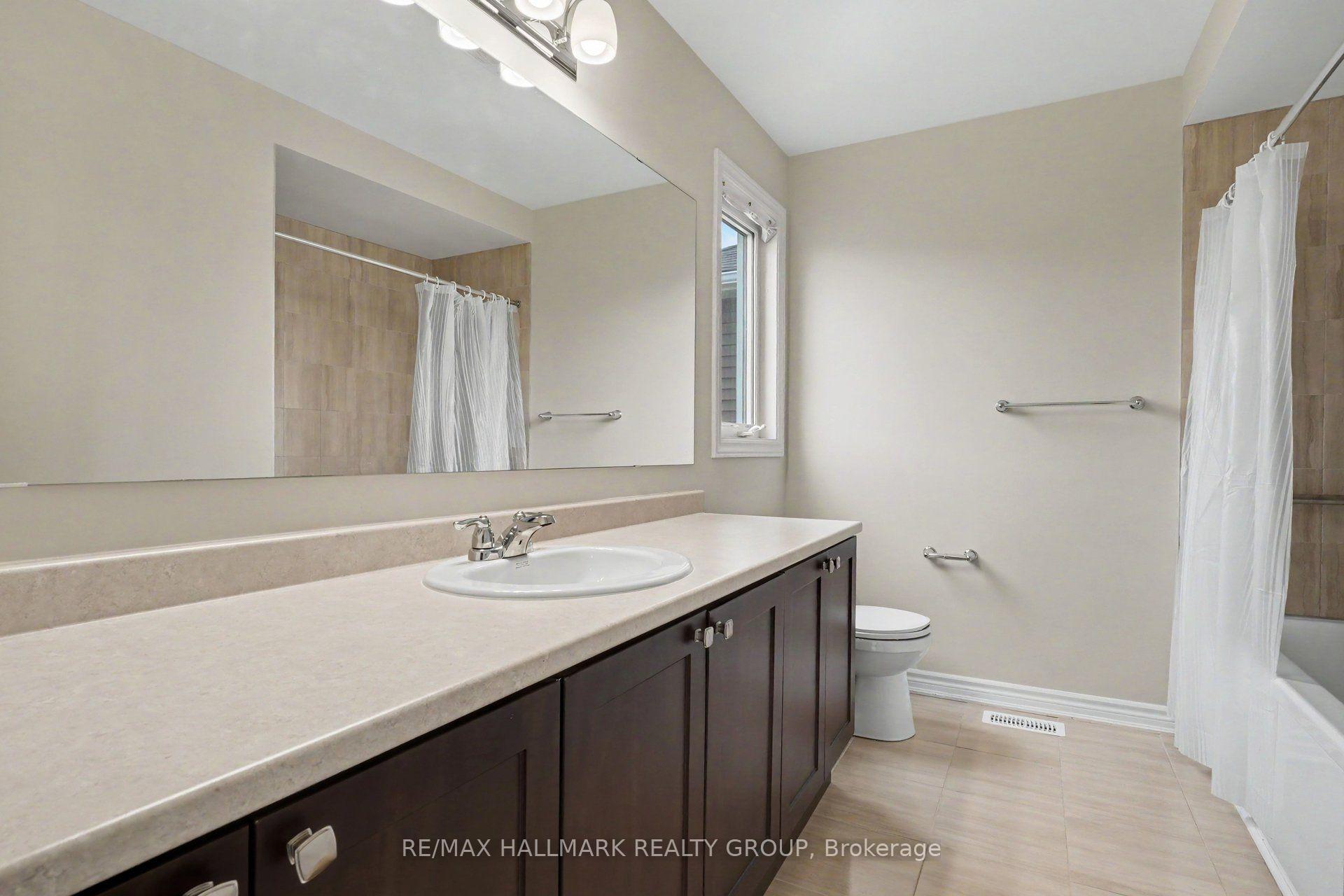 Photo 23 of 240 Sweetvalley Drive, Ottawa, Avalon West — HOMEH
