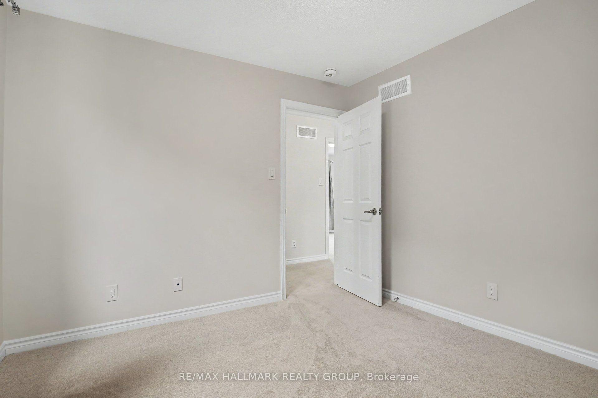 Photo 28 of 240 Sweetvalley Drive, Ottawa, Avalon West — HOMEH