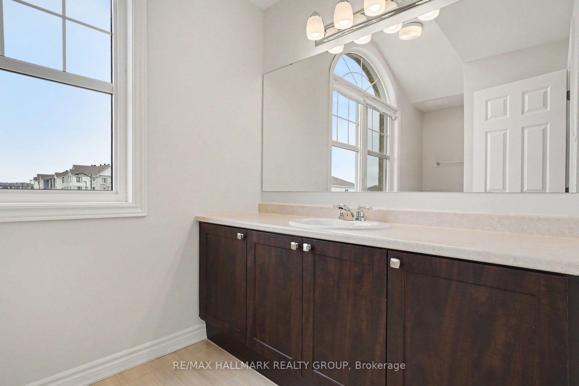Photo 30 of 240 Sweetvalley Drive, Ottawa, Avalon West — HOMEH