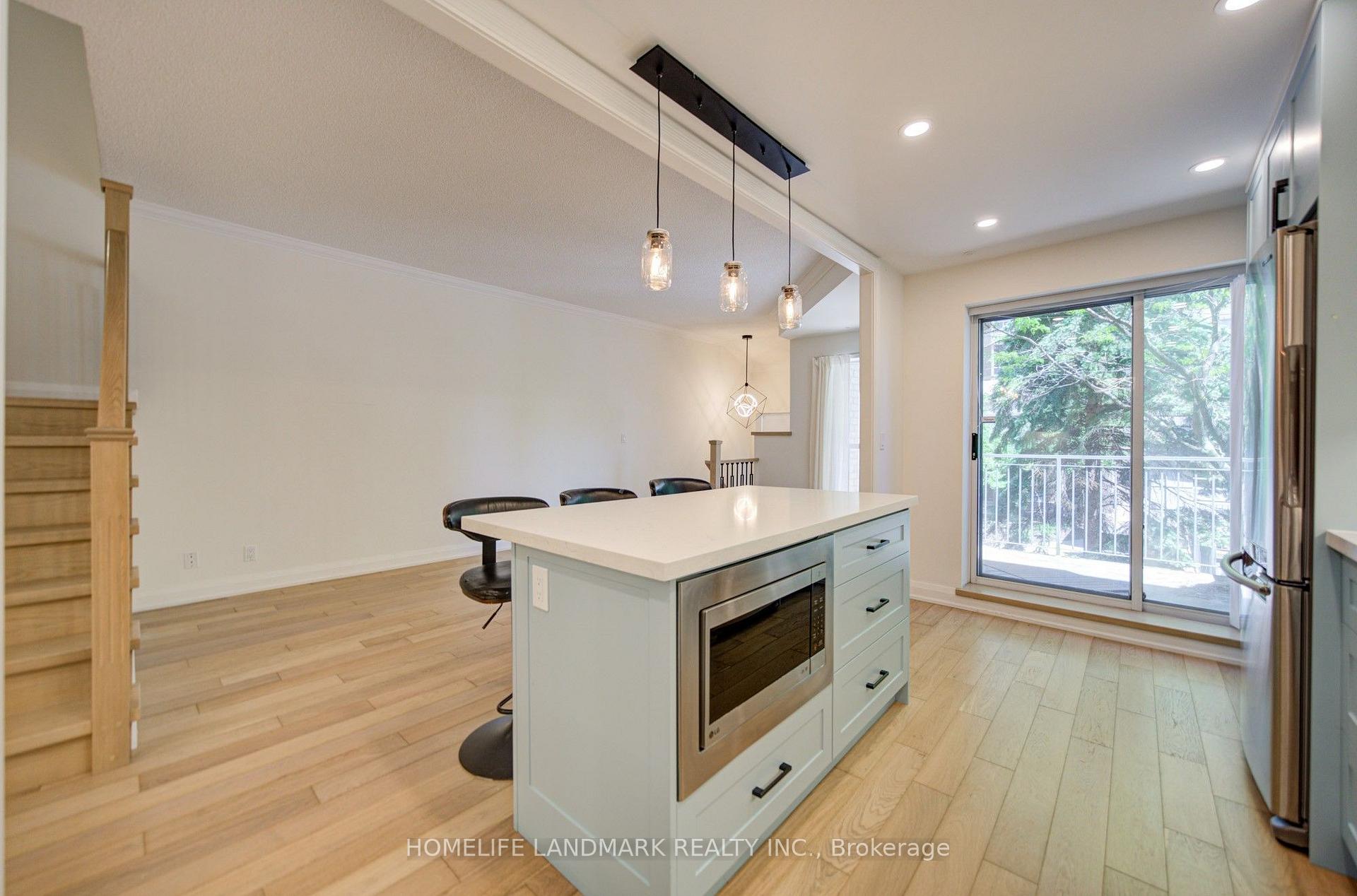Photo 11 of Unit 106, 5418 Yonge Street, North York, Willowdale West — HOMEH