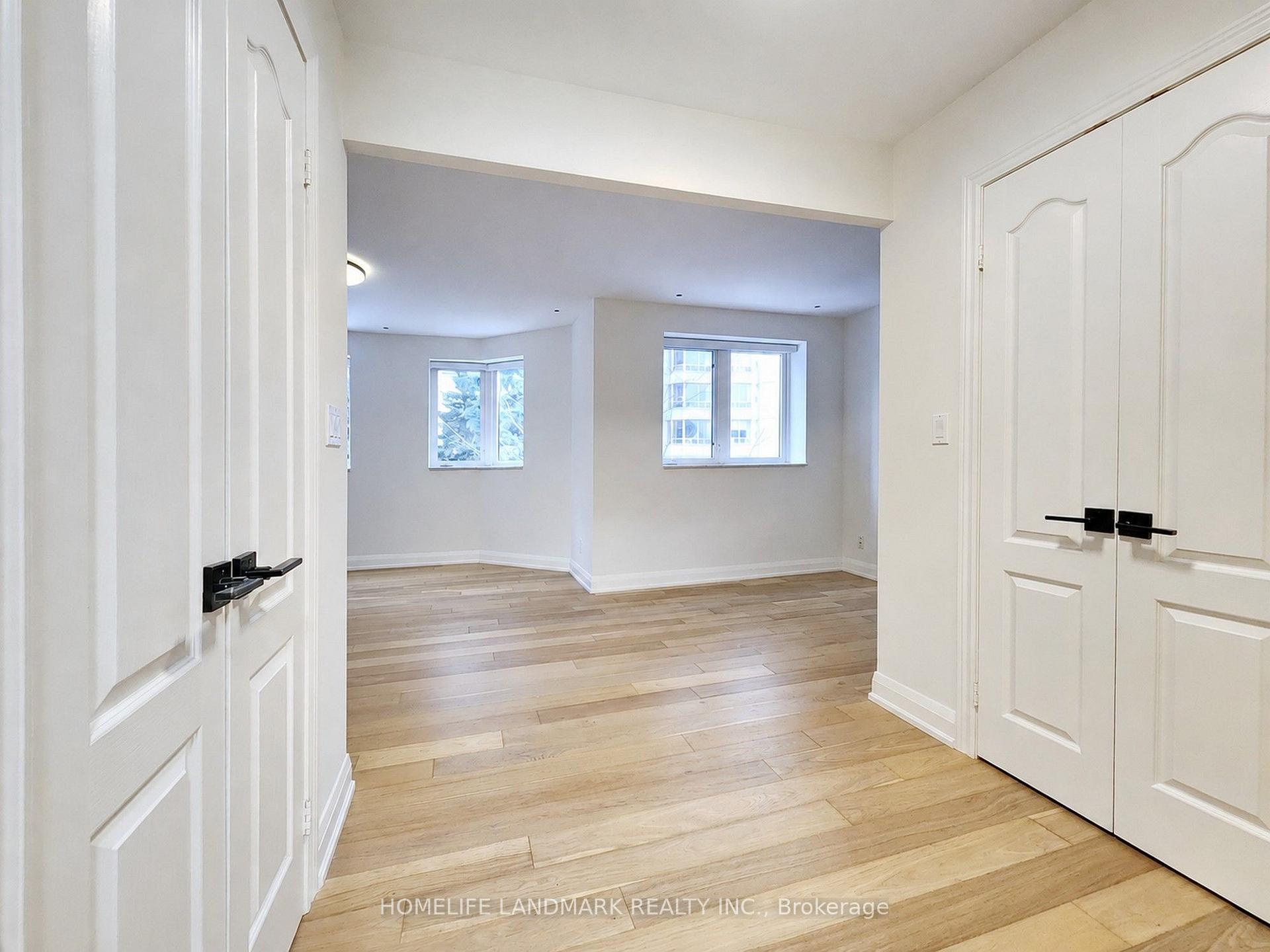 Photo 21 of Unit 106, 5418 Yonge Street, North York, Willowdale West — HOMEH