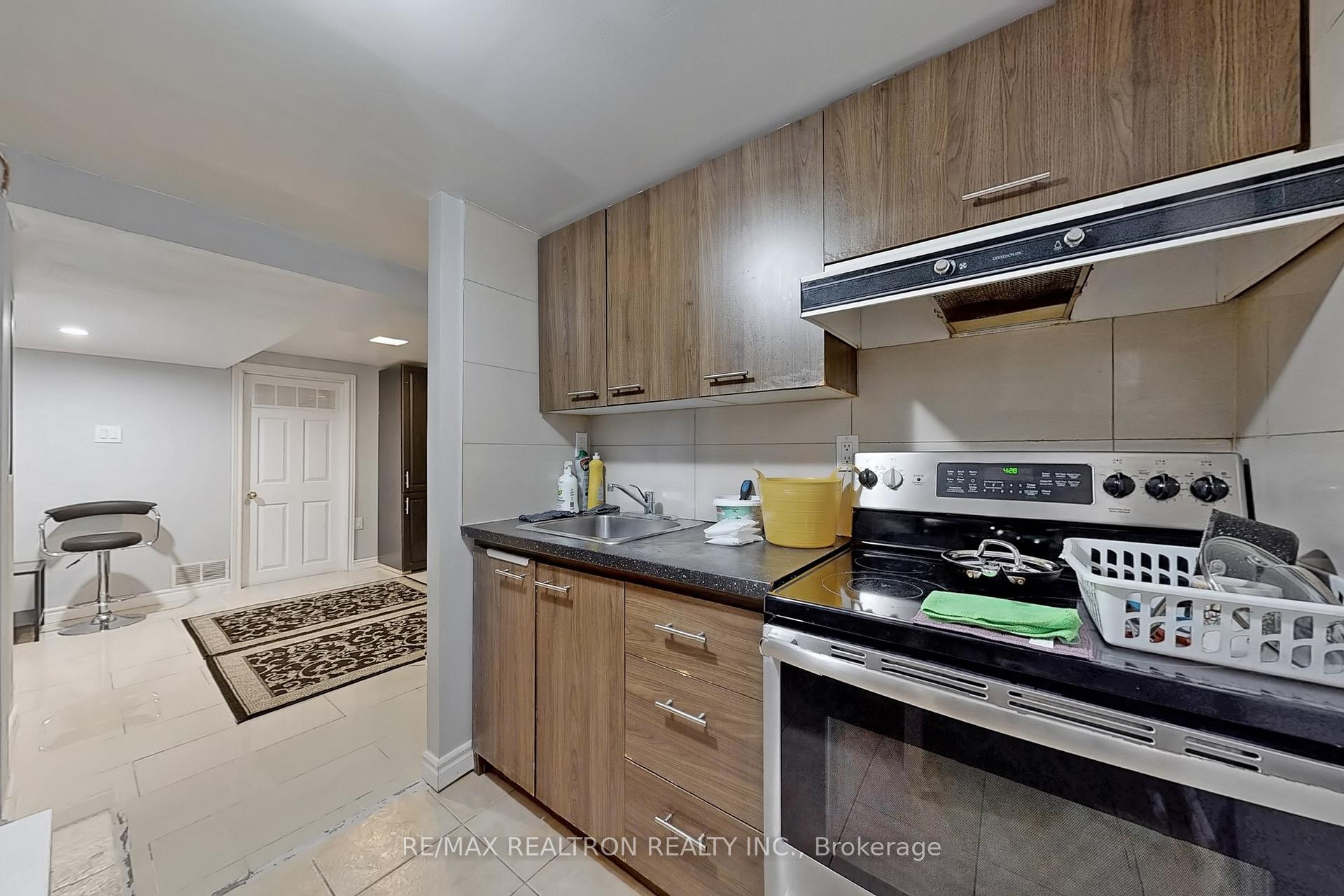 Photo 7 of Unit Basement, 55 Danby Avenue, North York, Bathurst Manor — HOMEH