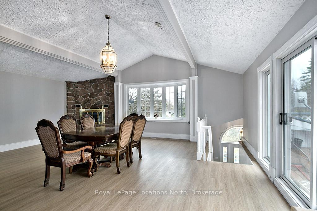 Photo 4 of 252 Swiss Meadows Boulevard, Blue Mountains — HOMEH