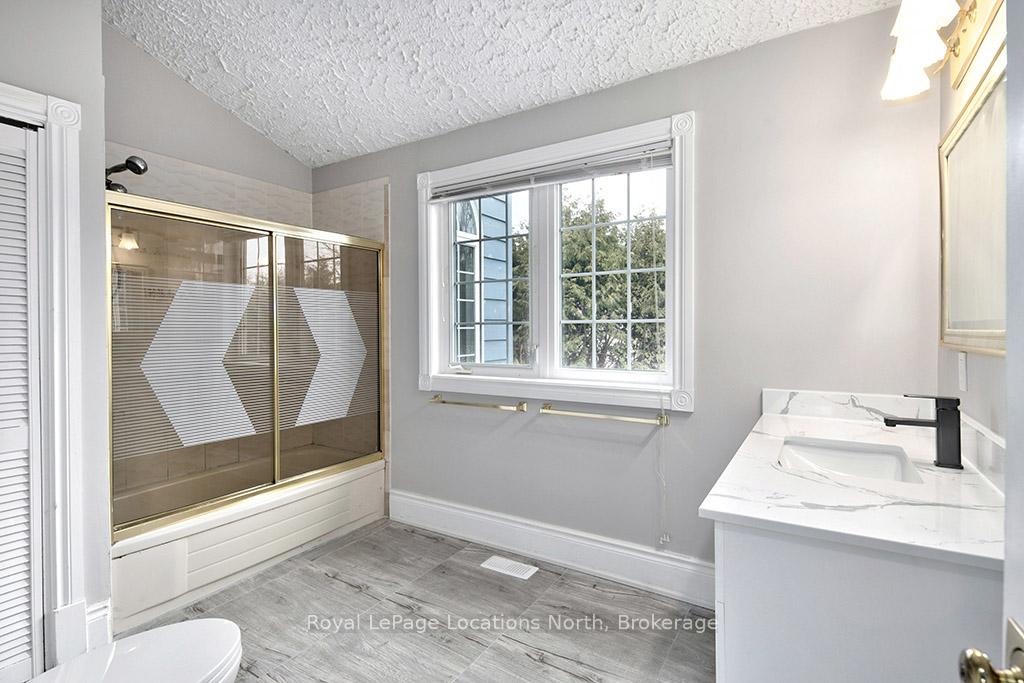 Photo 11 of 252 Swiss Meadows Boulevard, Blue Mountains — HOMEH