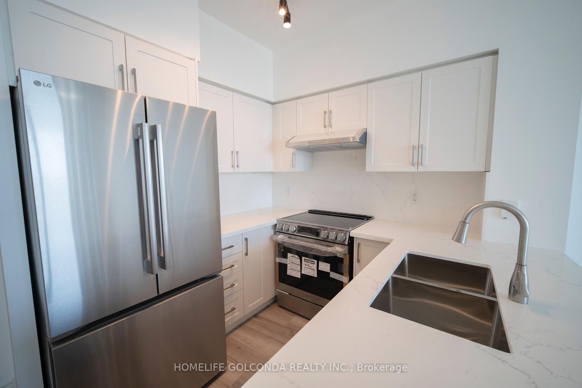 Photo 4 of Unit 1106, 509 Beecroft Road, North York, Willowdale West — HOMEH