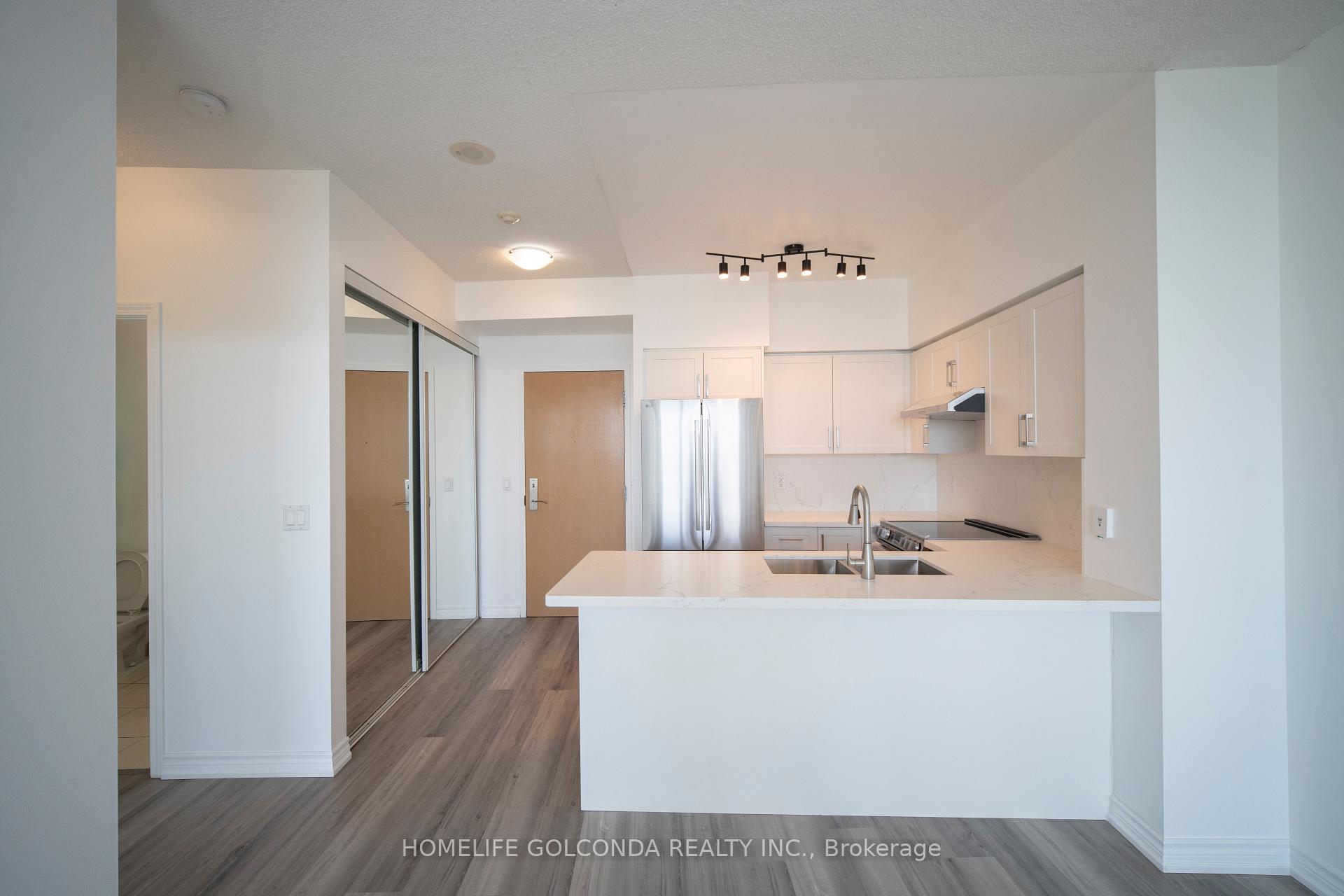 Photo 6 of Unit 1106, 509 Beecroft Road, North York, Willowdale West — HOMEH
