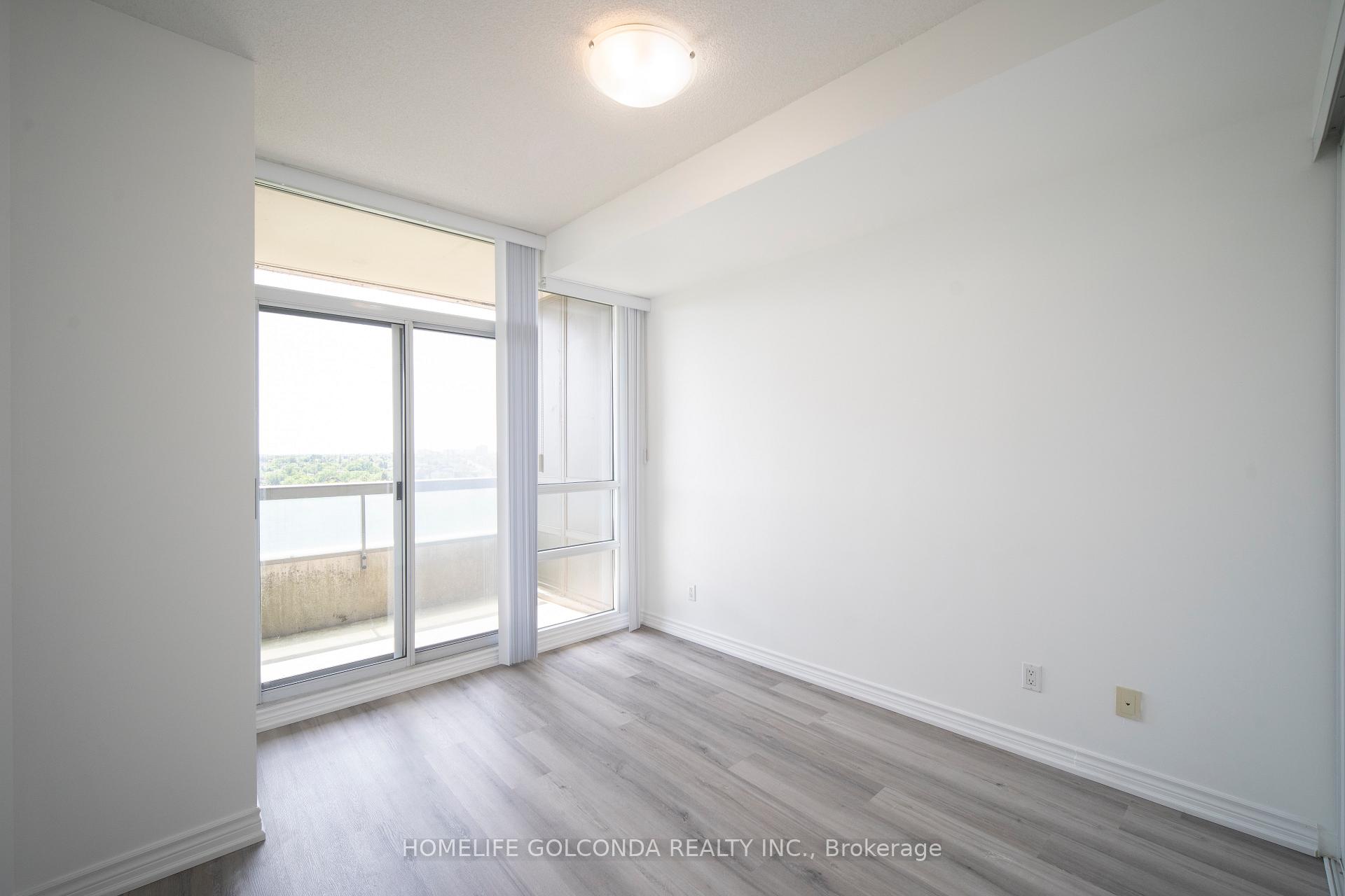 Photo 16 of Unit 1106, 509 Beecroft Road, North York, Willowdale West — HOMEH