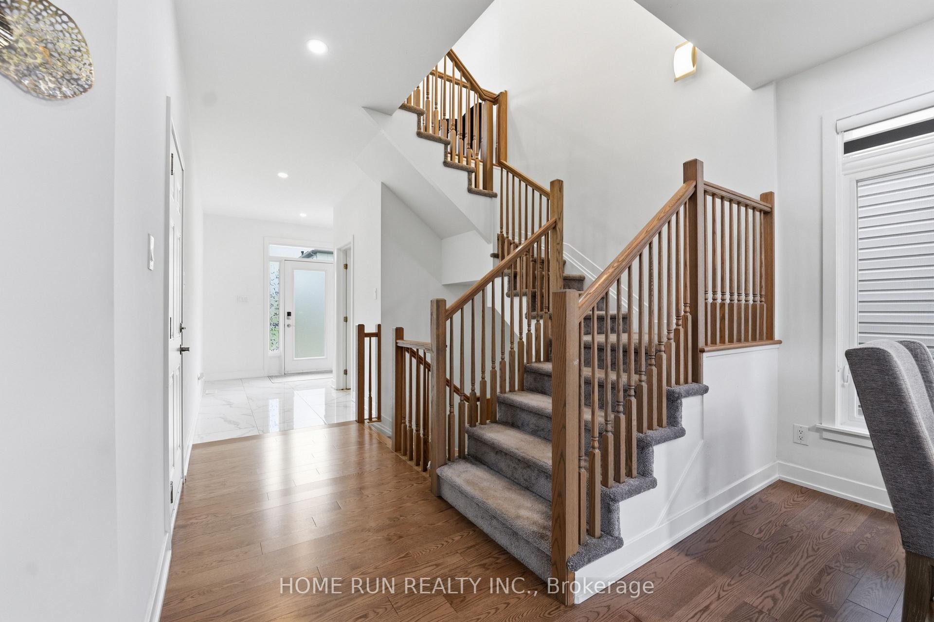 Photo 8 of 912 Duxbury Lane, Ottawa, Riverside South/Gloucester Glen — HOMEH