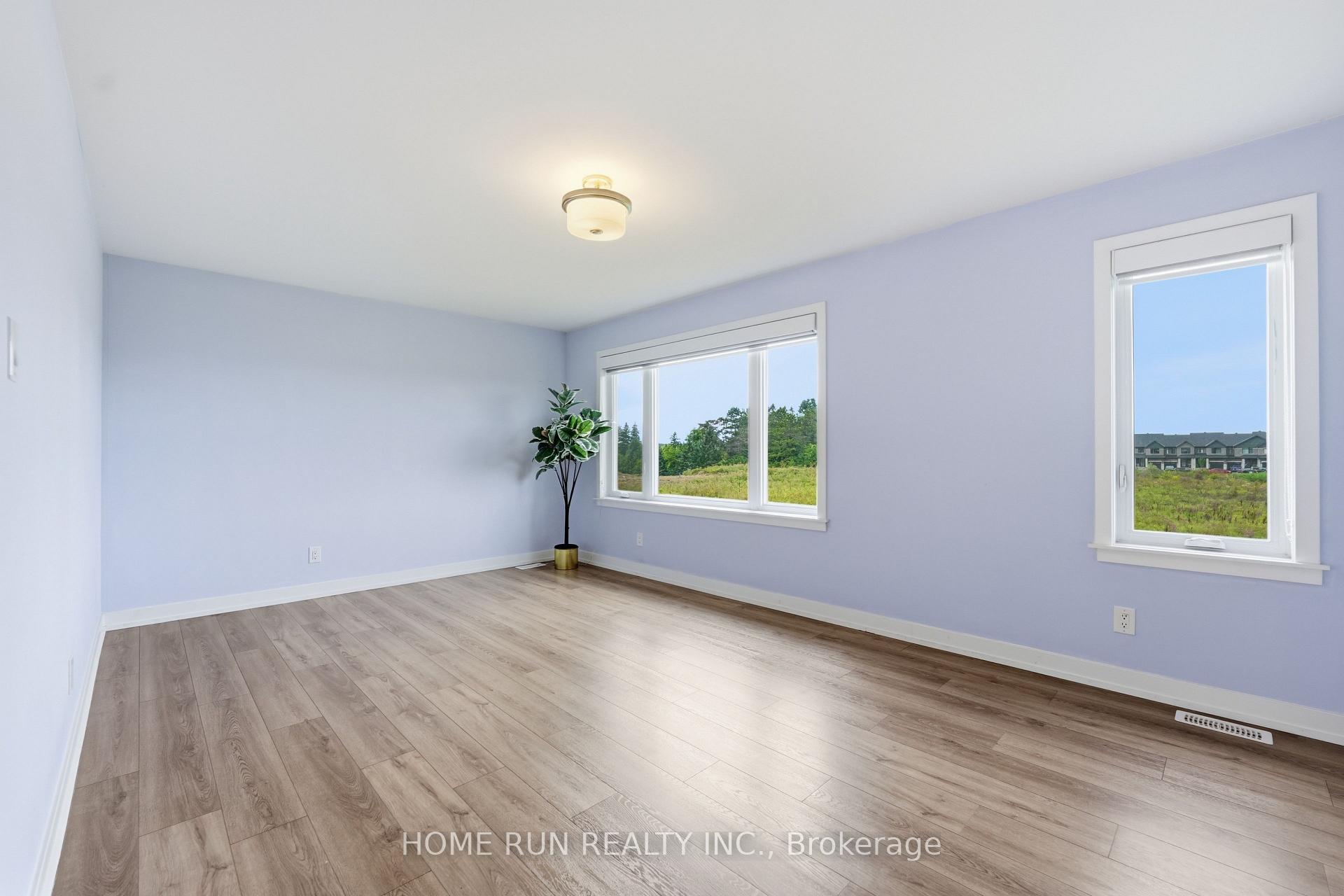 Photo 25 of 912 Duxbury Lane, Ottawa, Riverside South/Gloucester Glen — HOMEH