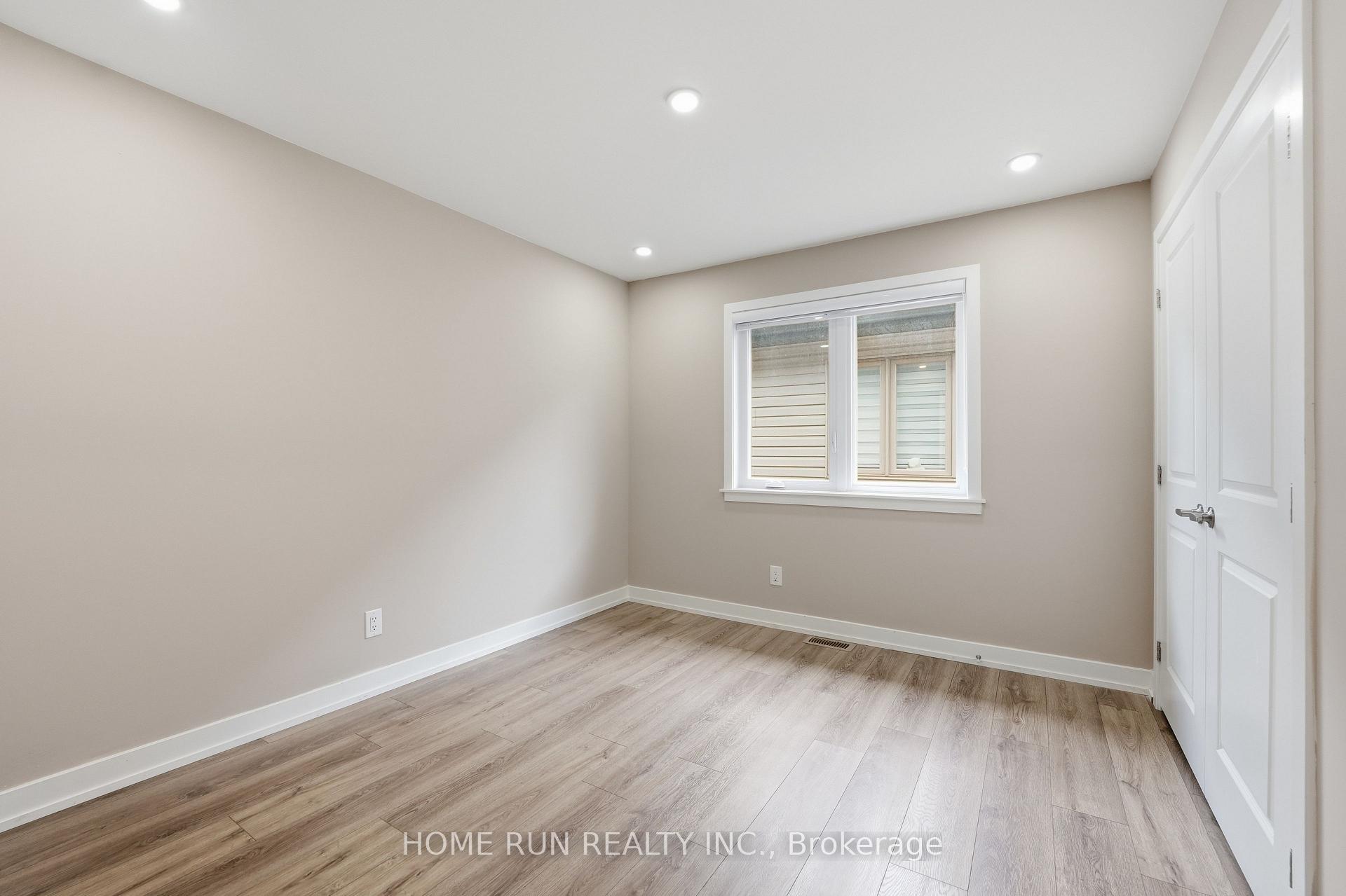 Photo 30 of 912 Duxbury Lane, Ottawa, Riverside South/Gloucester Glen — HOMEH