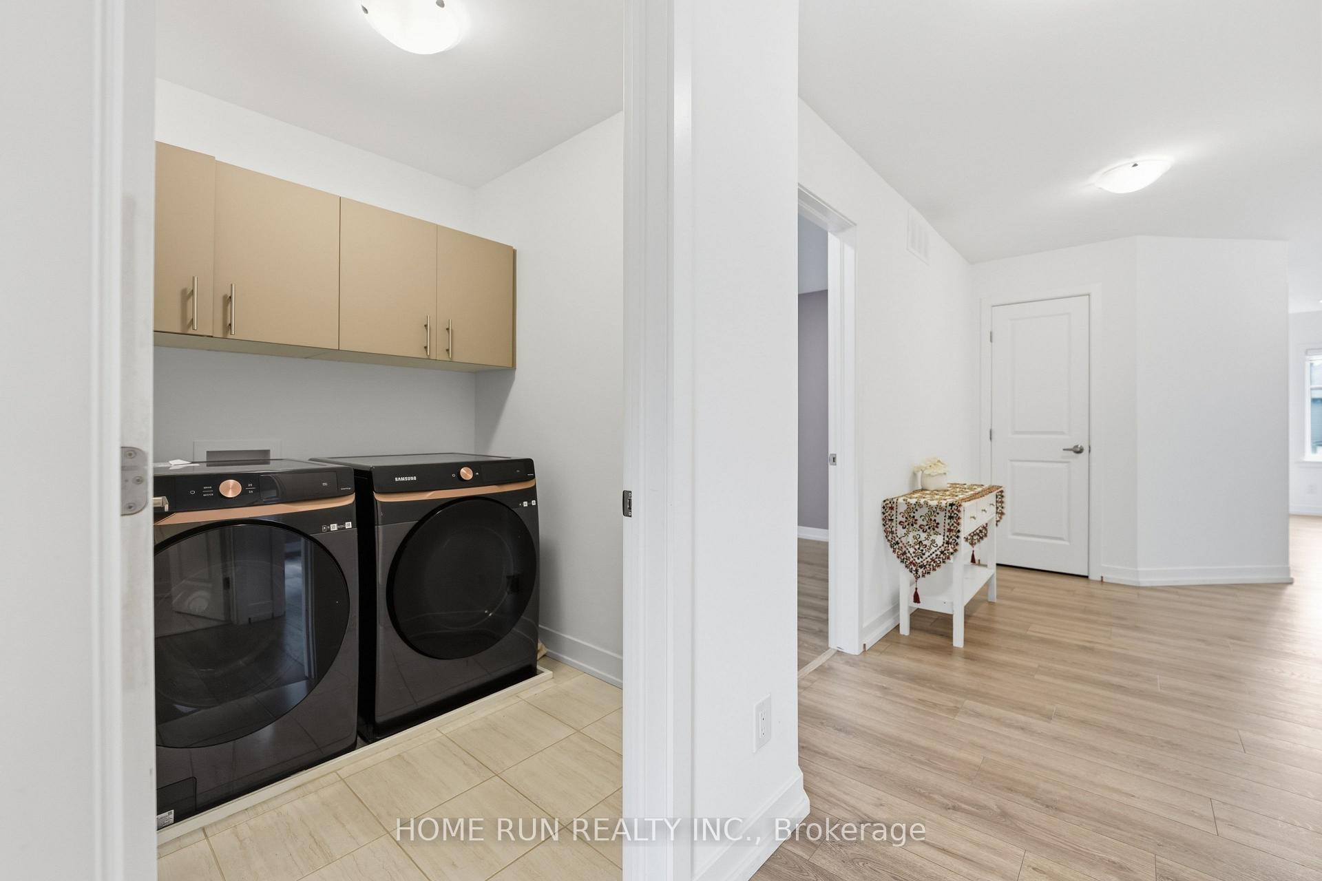 Photo 37 of 912 Duxbury Lane, Ottawa, Riverside South/Gloucester Glen — HOMEH