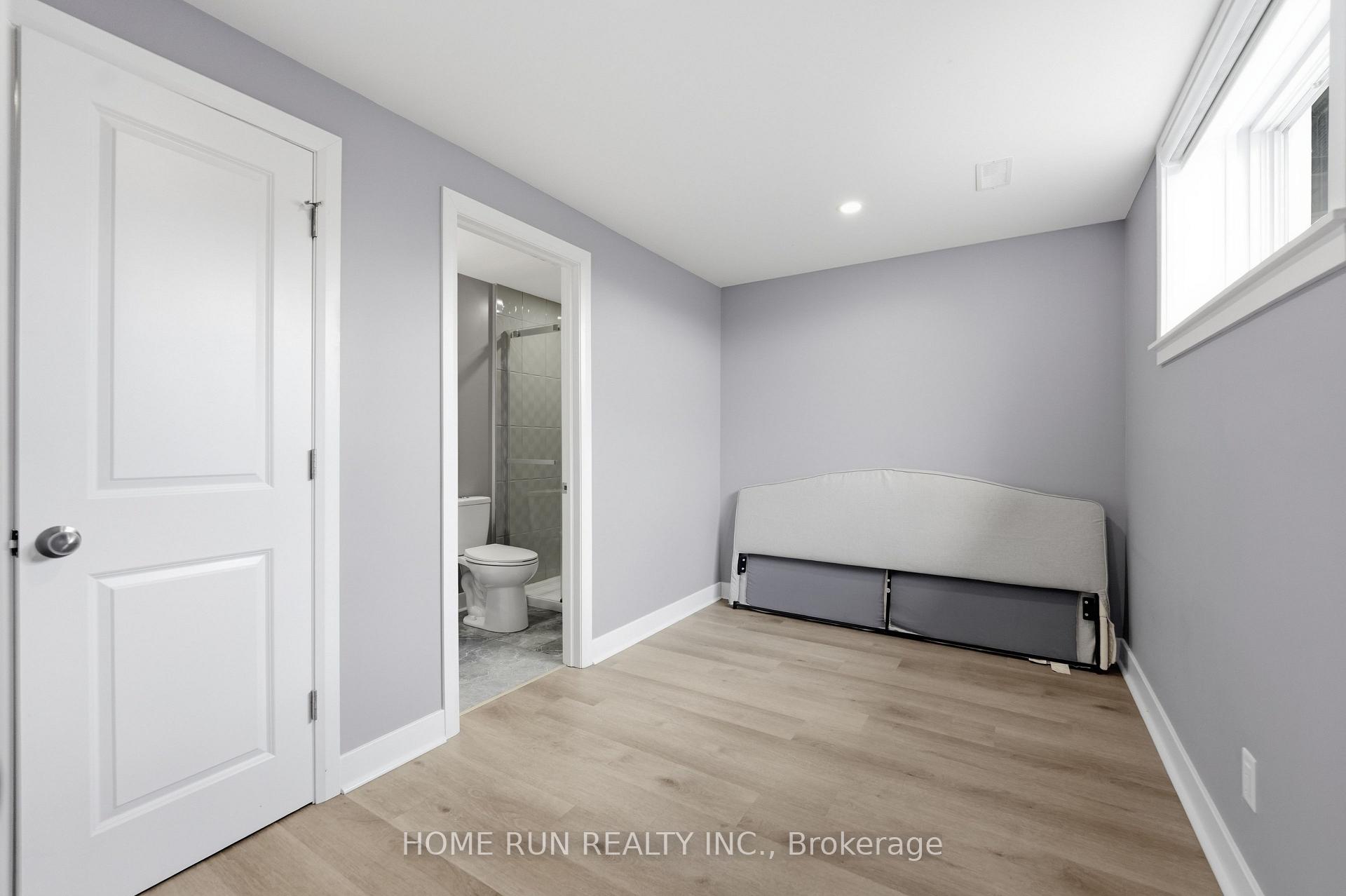 Photo 44 of 912 Duxbury Lane, Ottawa, Riverside South/Gloucester Glen — HOMEH