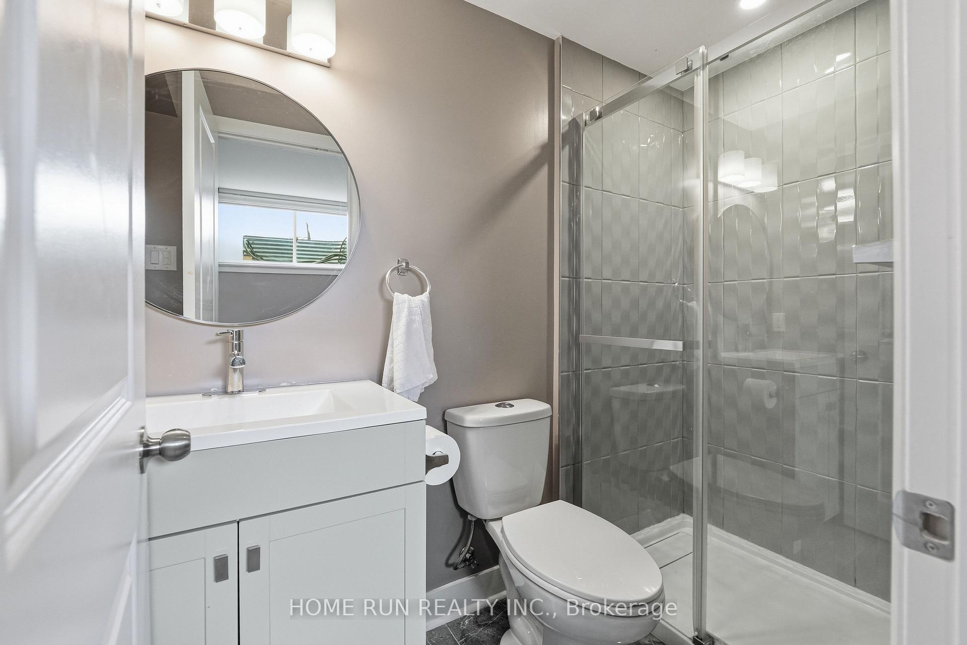 Photo 45 of 912 Duxbury Lane, Ottawa, Riverside South/Gloucester Glen — HOMEH