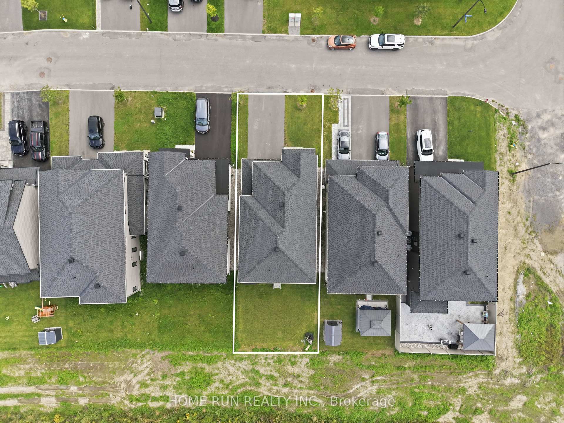 Photo 47 of 912 Duxbury Lane, Ottawa, Riverside South/Gloucester Glen — HOMEH