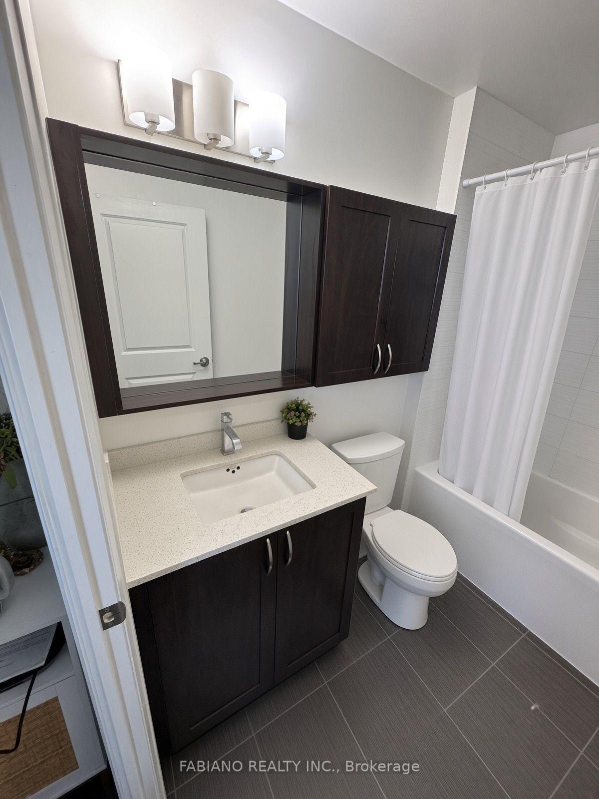 Photo 6 of Unit 3201, 3600 Highway 7, Vaughan, Vaughan Corporate Centre — HOMEH