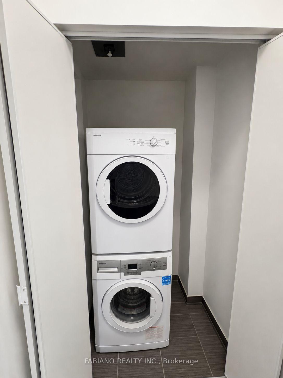 Photo 7 of Unit 3201, 3600 Highway 7, Vaughan, Vaughan Corporate Centre — HOMEH